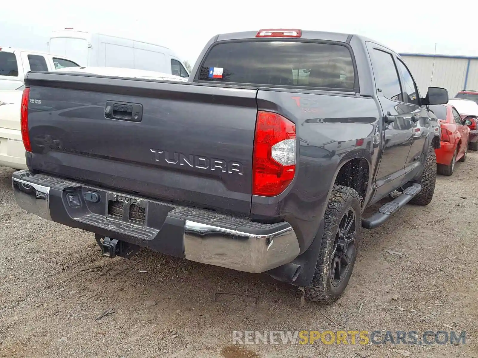 3 Photograph of a damaged car 5TFEM5F12KX135546 TOYOTA TUNDRA 2019