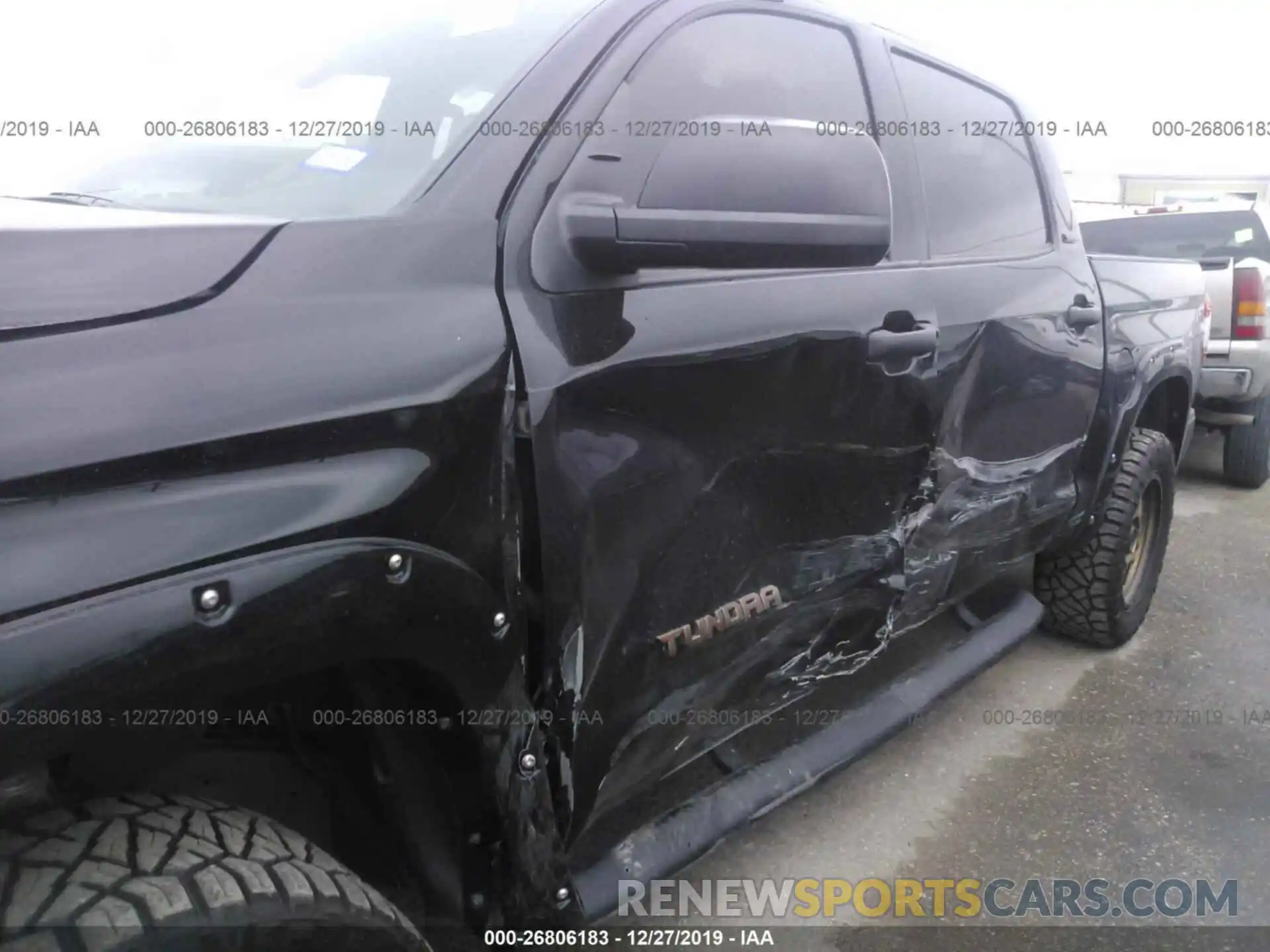 6 Photograph of a damaged car 5TFEM5F12KX136115 TOYOTA TUNDRA 2019