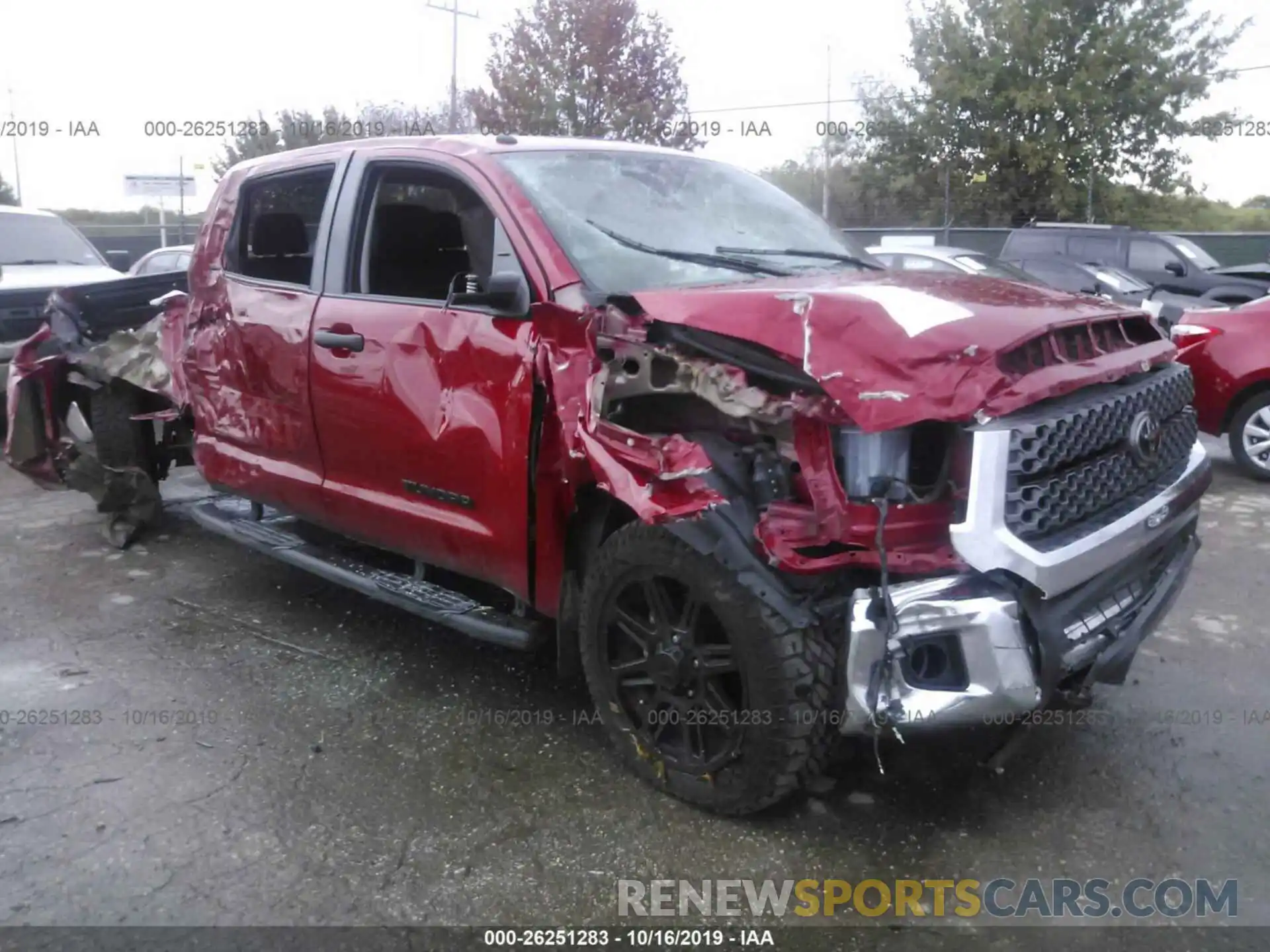 1 Photograph of a damaged car 5TFEM5F12KX138740 TOYOTA TUNDRA 2019