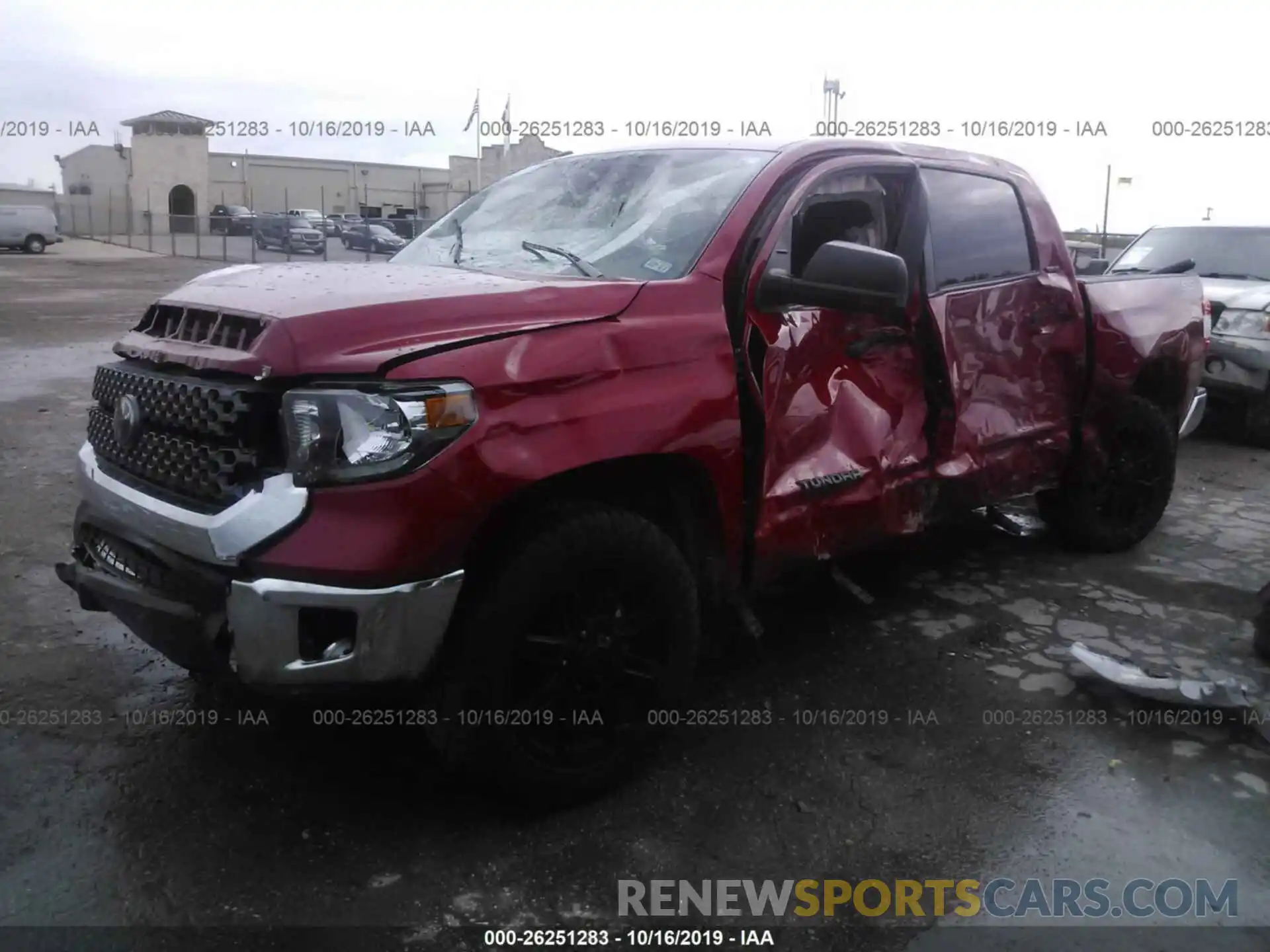 2 Photograph of a damaged car 5TFEM5F12KX138740 TOYOTA TUNDRA 2019