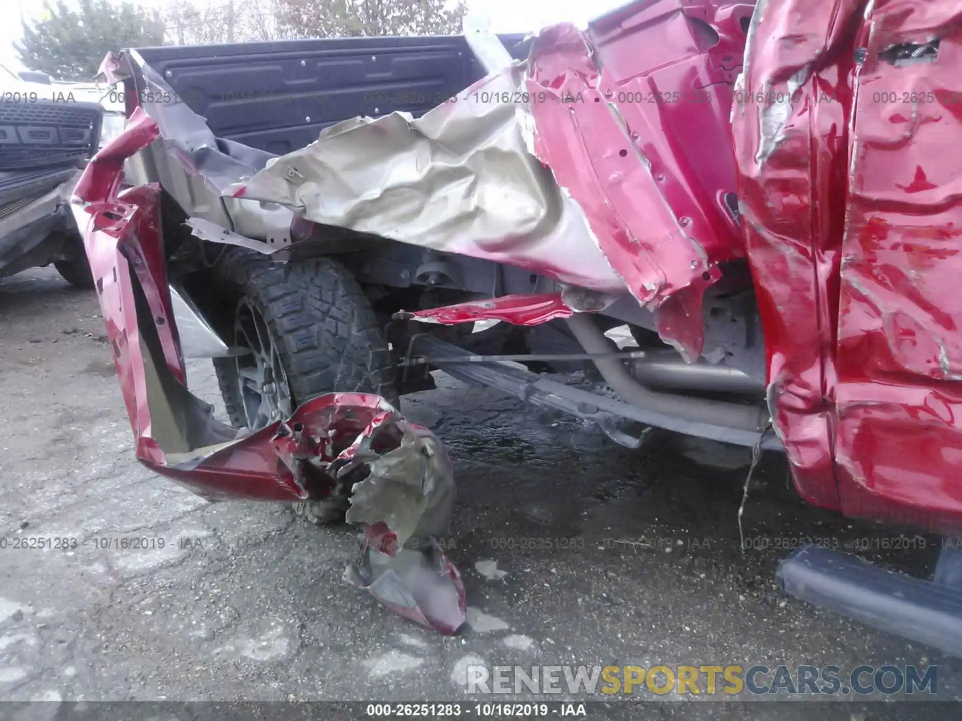 6 Photograph of a damaged car 5TFEM5F12KX138740 TOYOTA TUNDRA 2019