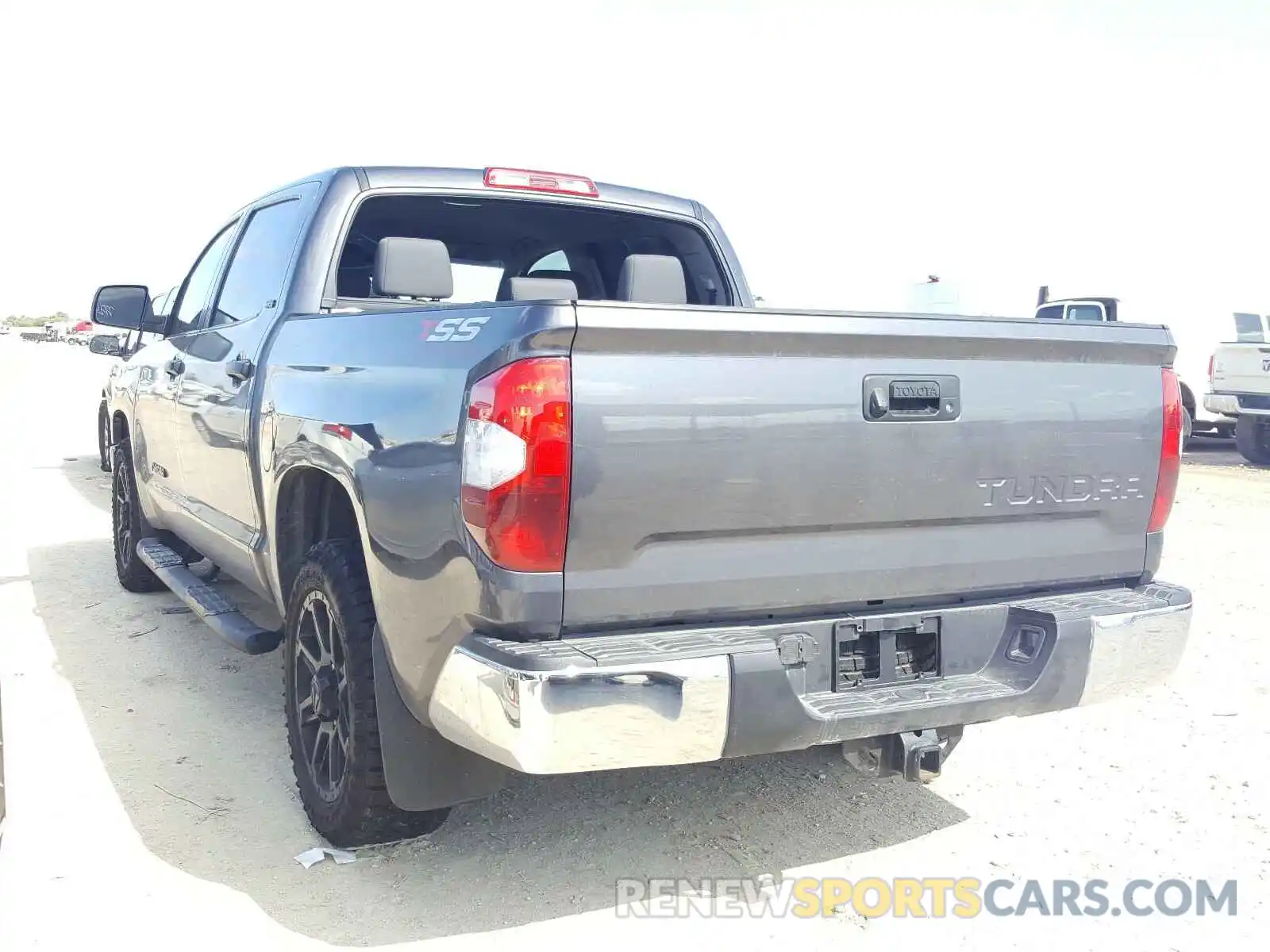 3 Photograph of a damaged car 5TFEM5F13KX143316 TOYOTA TUNDRA 2019