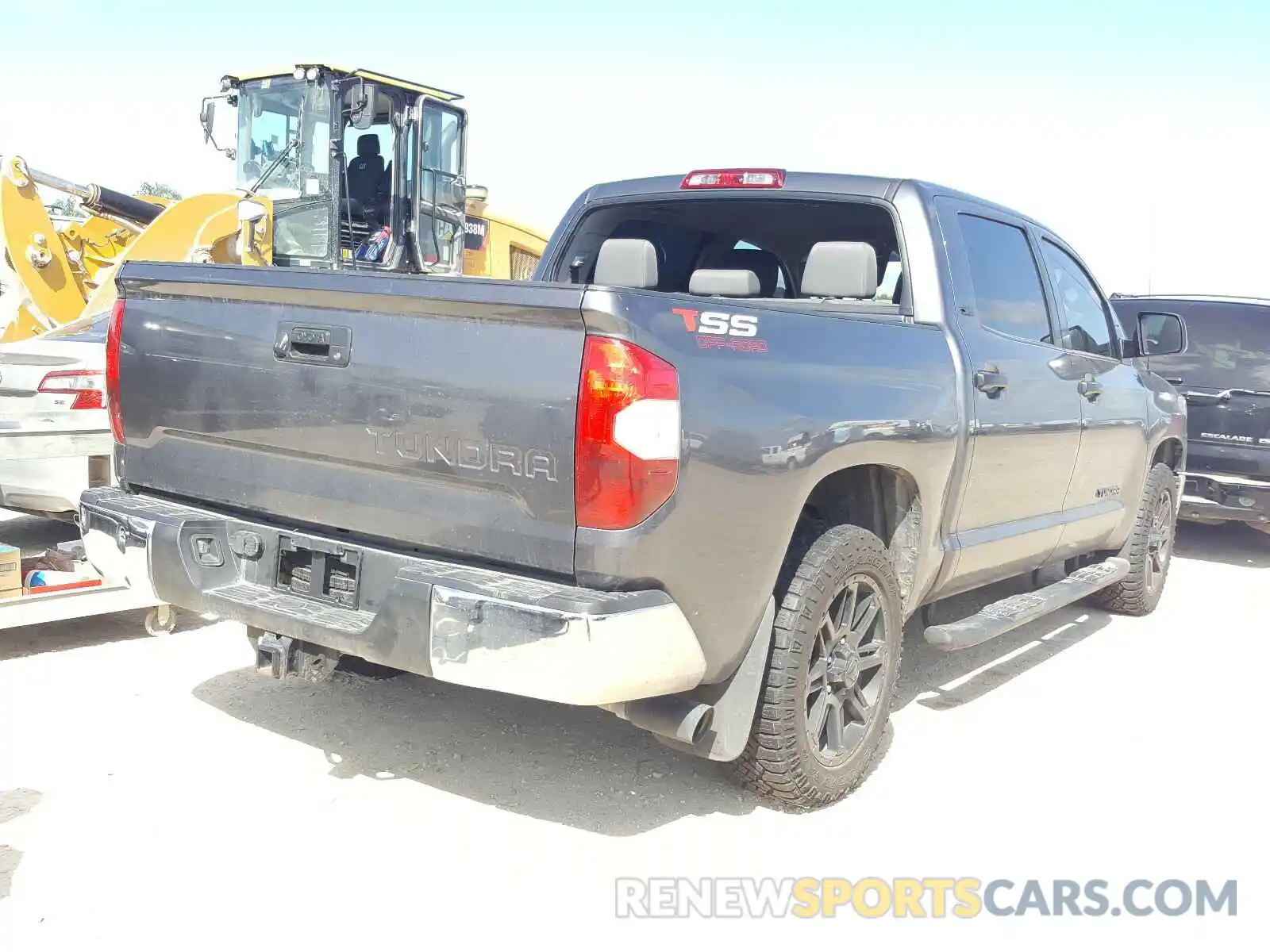 4 Photograph of a damaged car 5TFEM5F13KX143316 TOYOTA TUNDRA 2019