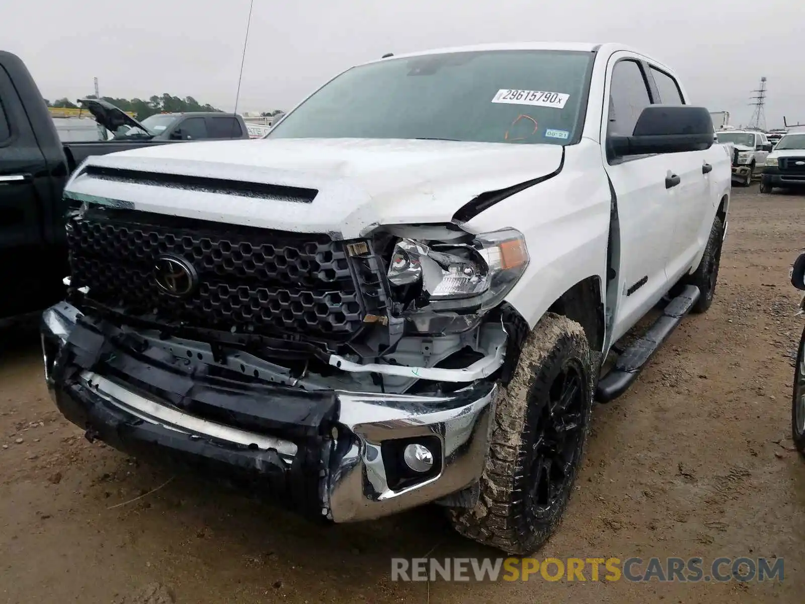 2 Photograph of a damaged car 5TFEM5F13KX143686 TOYOTA TUNDRA 2019