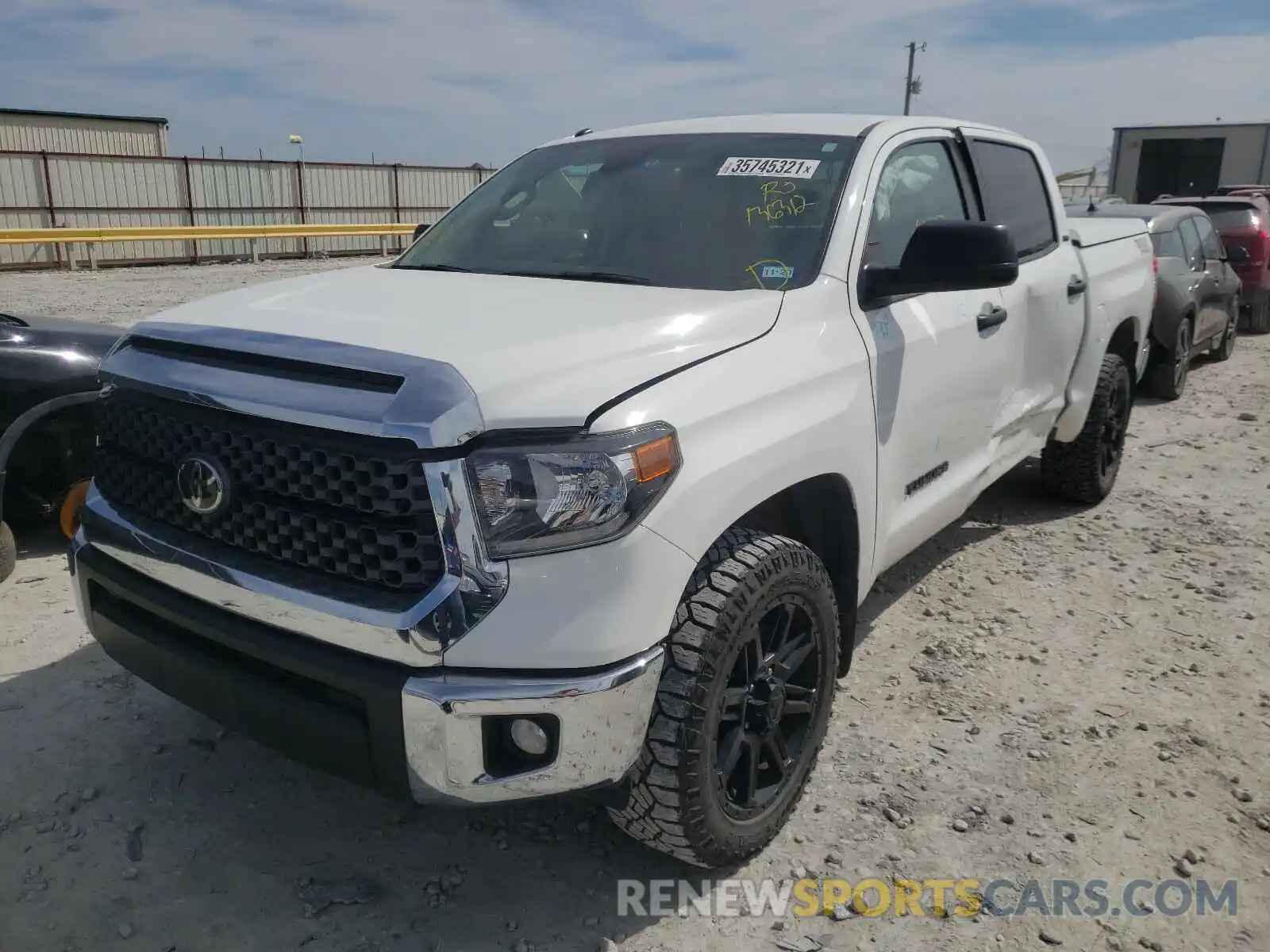 2 Photograph of a damaged car 5TFEM5F14KX136312 TOYOTA TUNDRA 2019