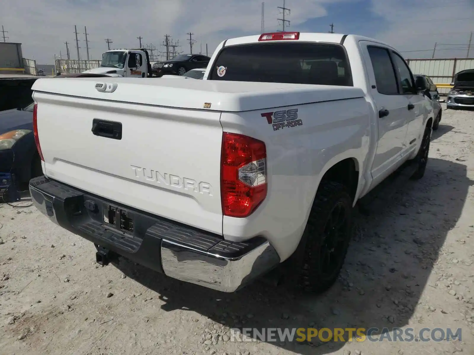 4 Photograph of a damaged car 5TFEM5F14KX136312 TOYOTA TUNDRA 2019