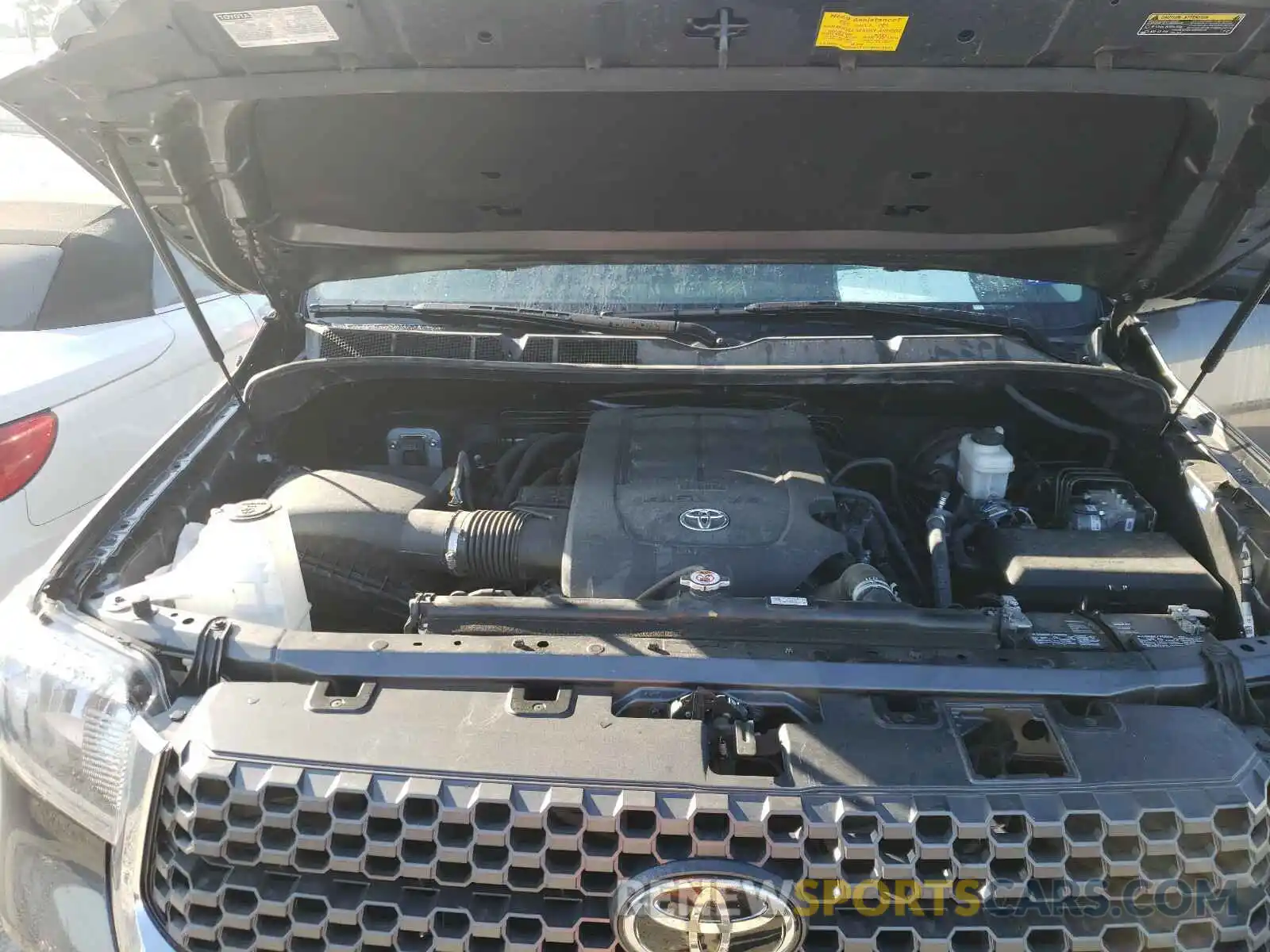 7 Photograph of a damaged car 5TFEM5F15KX144516 TOYOTA TUNDRA 2019