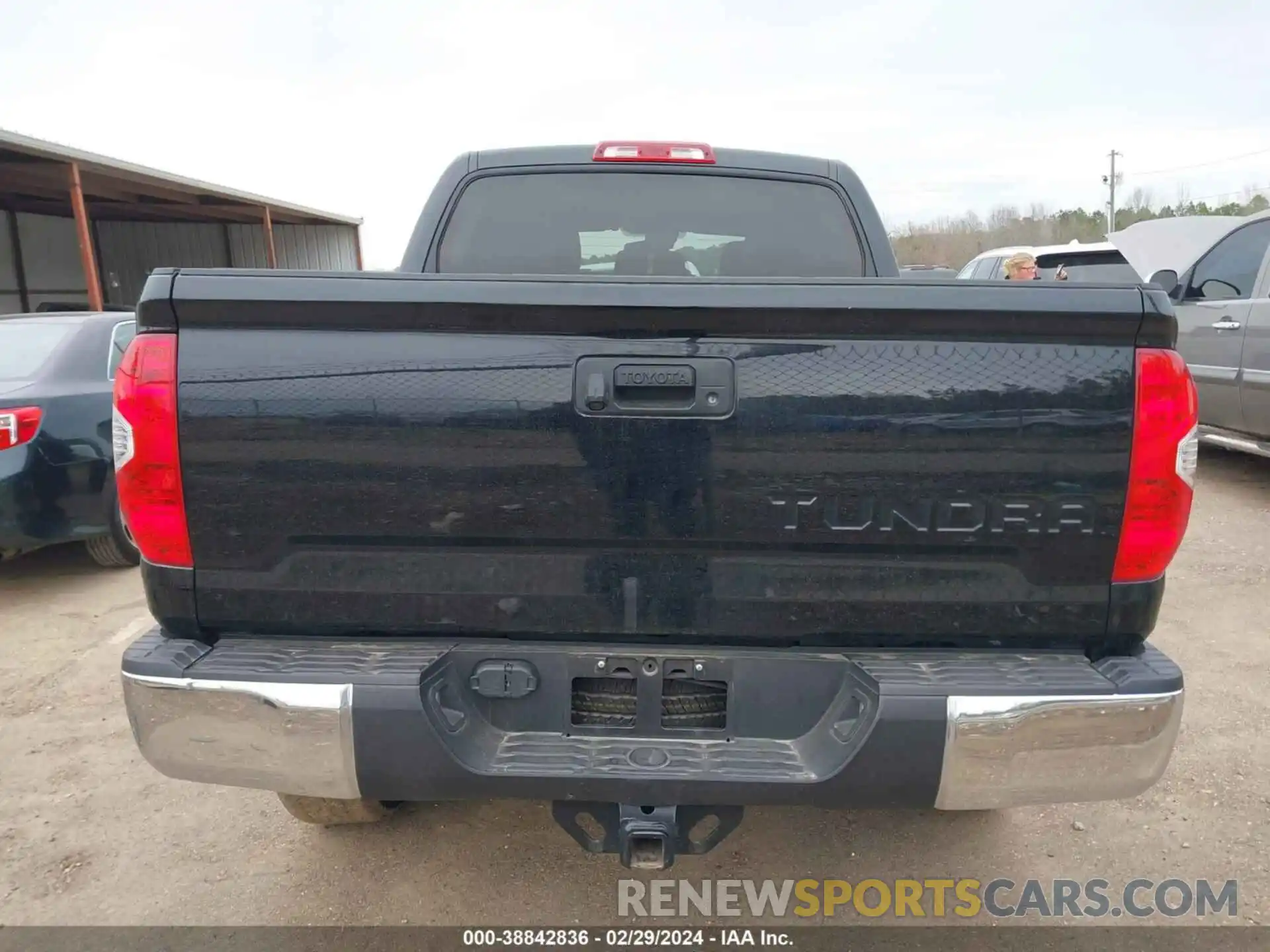 16 Photograph of a damaged car 5TFEM5F17KX140127 TOYOTA TUNDRA 2019