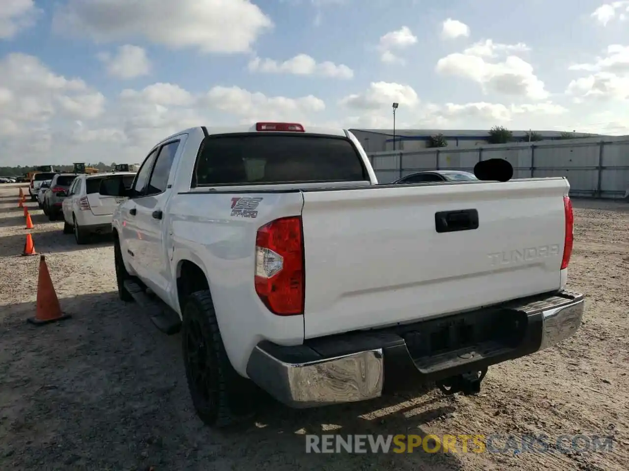 3 Photograph of a damaged car 5TFEM5F17KX142881 TOYOTA TUNDRA 2019