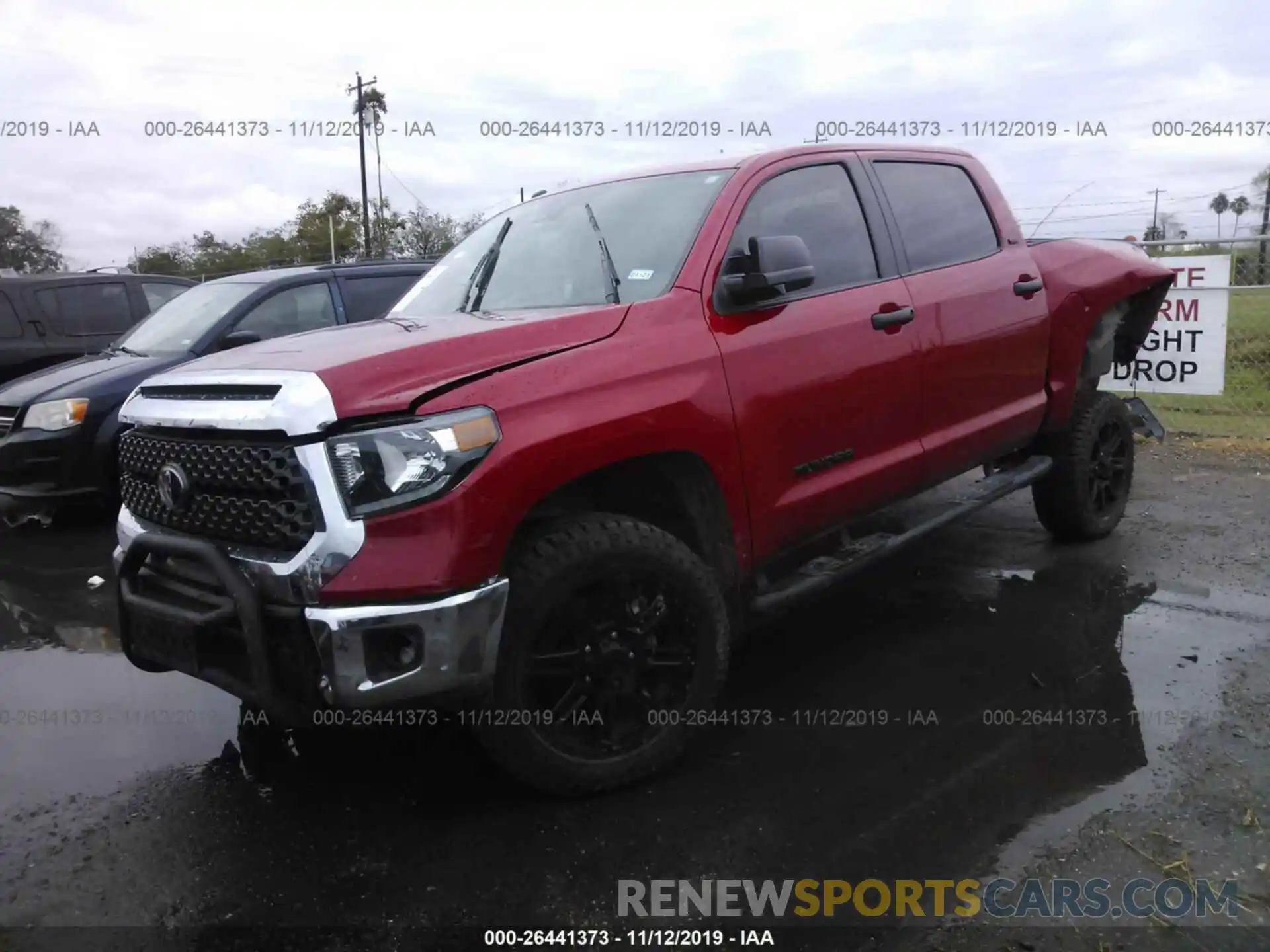 2 Photograph of a damaged car 5TFEM5F18KX137124 TOYOTA TUNDRA 2019