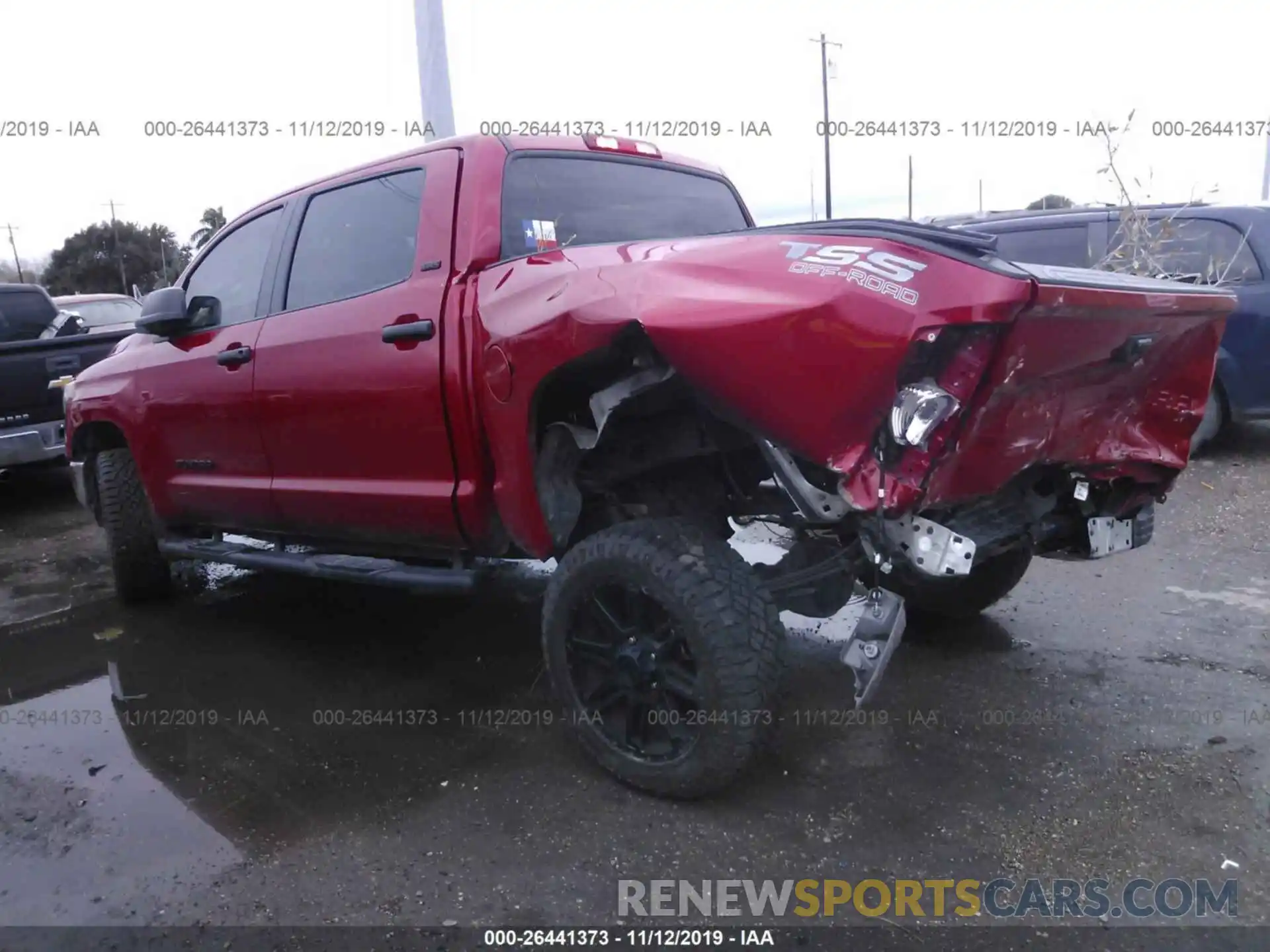 3 Photograph of a damaged car 5TFEM5F18KX137124 TOYOTA TUNDRA 2019