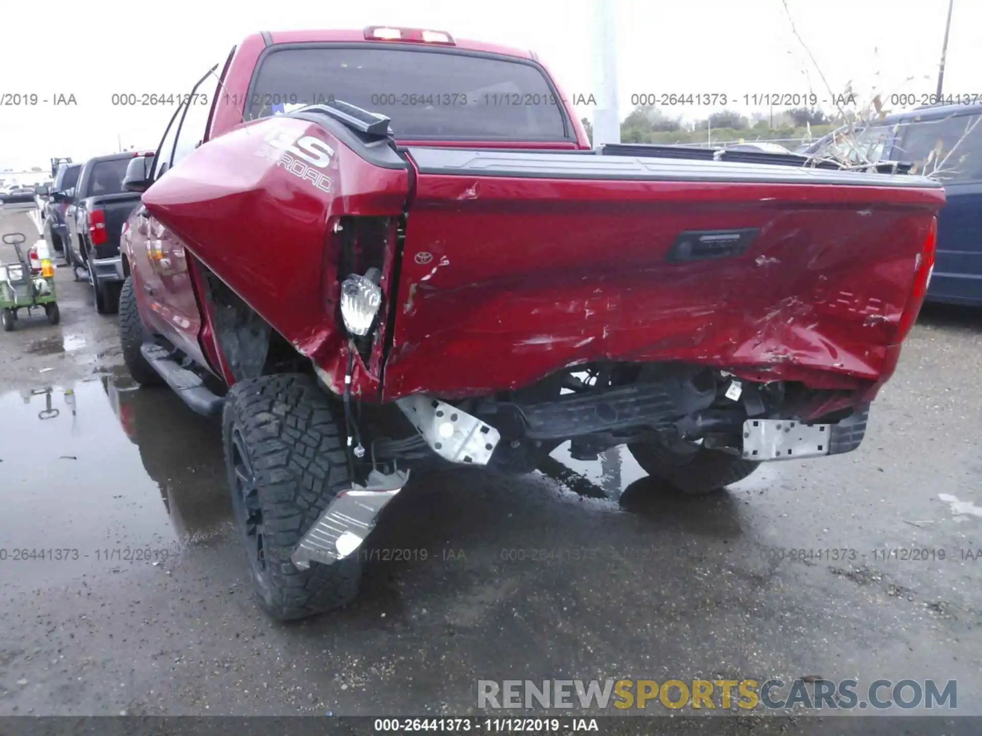 6 Photograph of a damaged car 5TFEM5F18KX137124 TOYOTA TUNDRA 2019