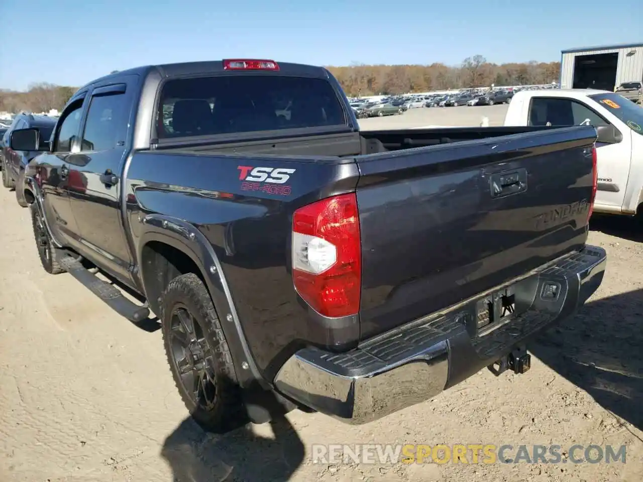 3 Photograph of a damaged car 5TFEM5F18KX137351 TOYOTA TUNDRA 2019