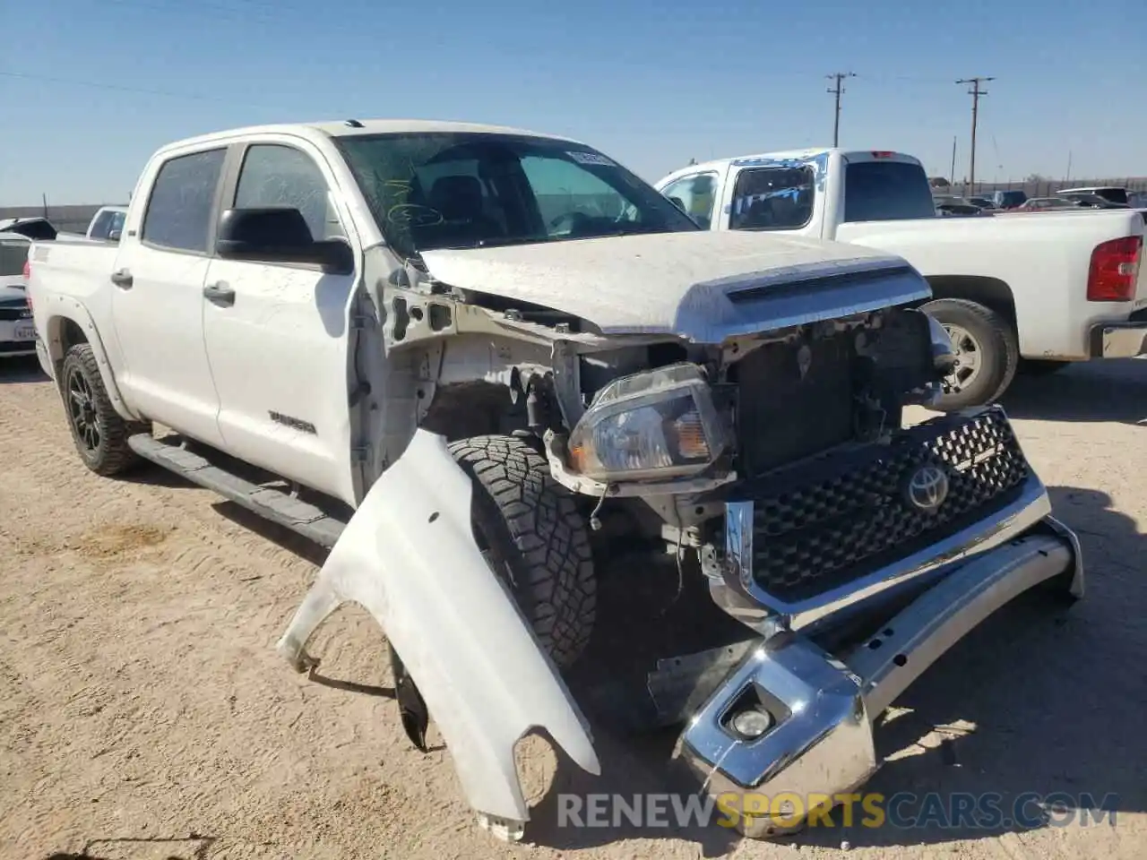 1 Photograph of a damaged car 5TFEM5F19KX136094 TOYOTA TUNDRA 2019