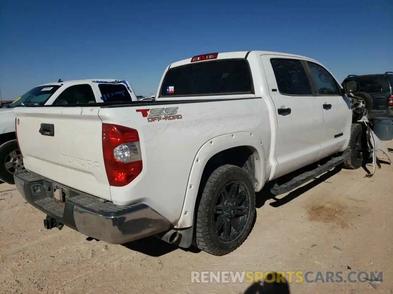 4 Photograph of a damaged car 5TFEM5F19KX136094 TOYOTA TUNDRA 2019