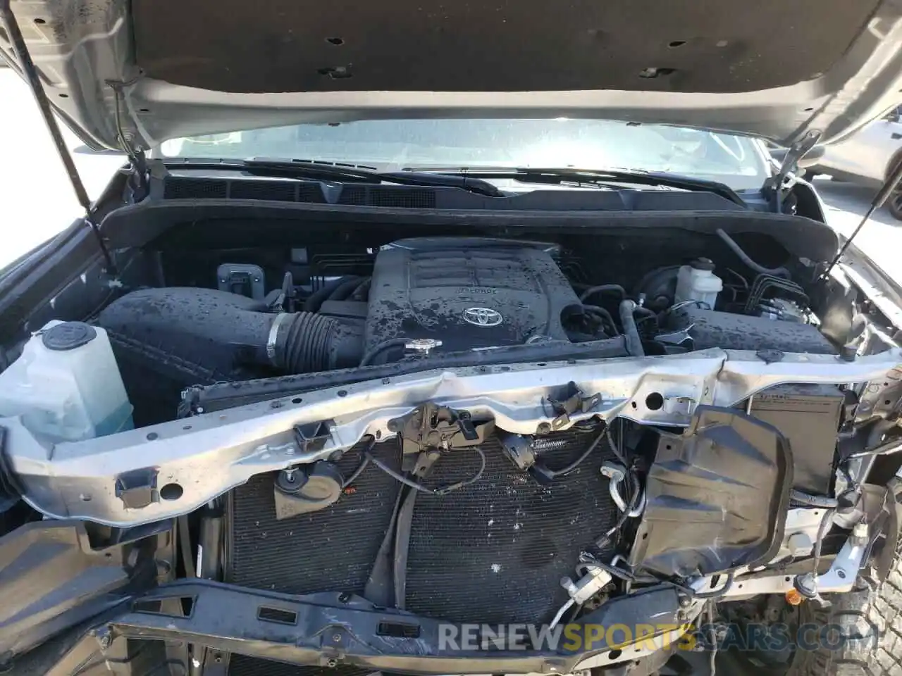 7 Photograph of a damaged car 5TFEM5F19KX136127 TOYOTA TUNDRA 2019