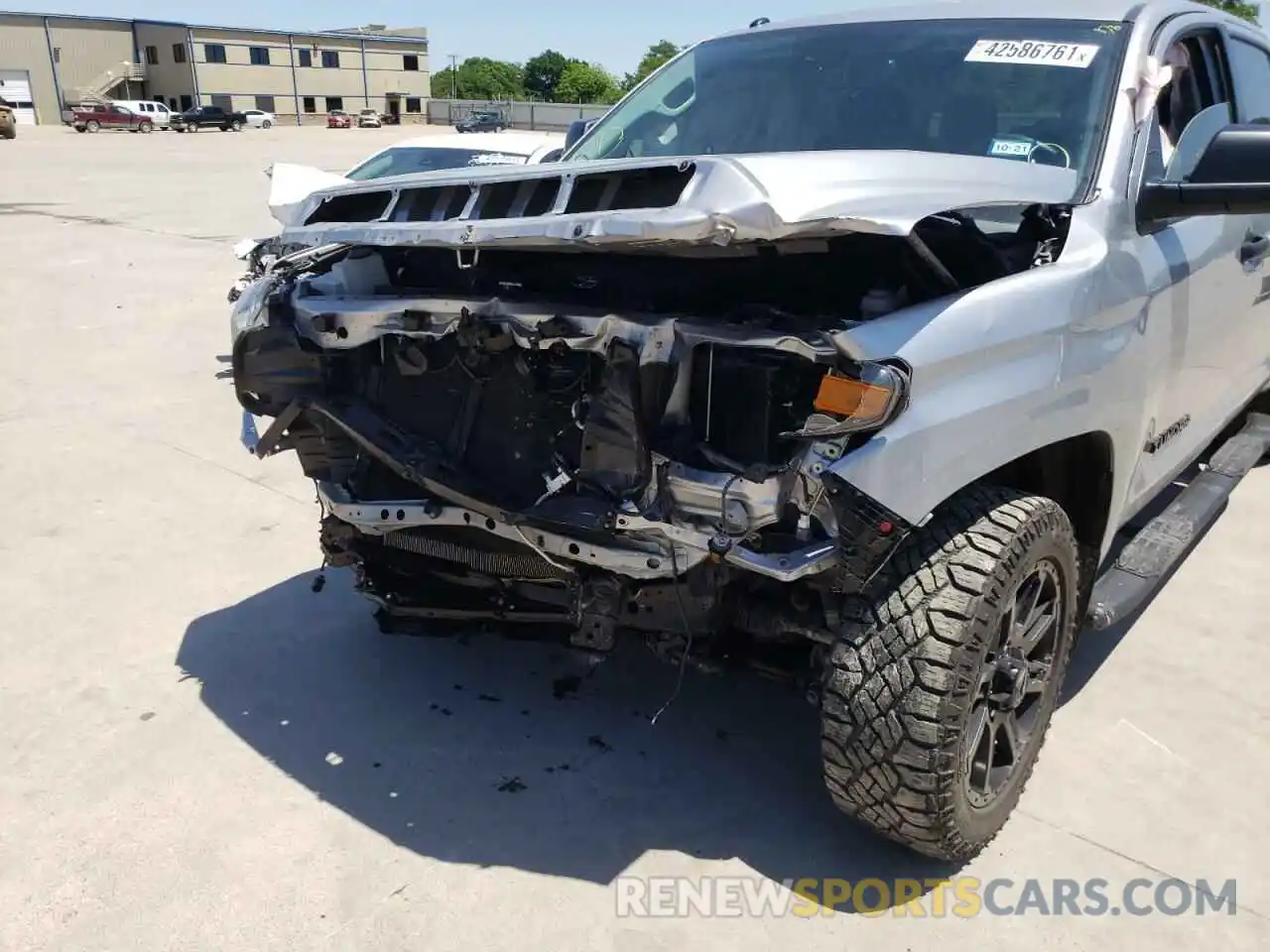 9 Фотография поврежденного автомобиля 5TFEM5F19KX136127 TOYOTA TUNDRA 2019