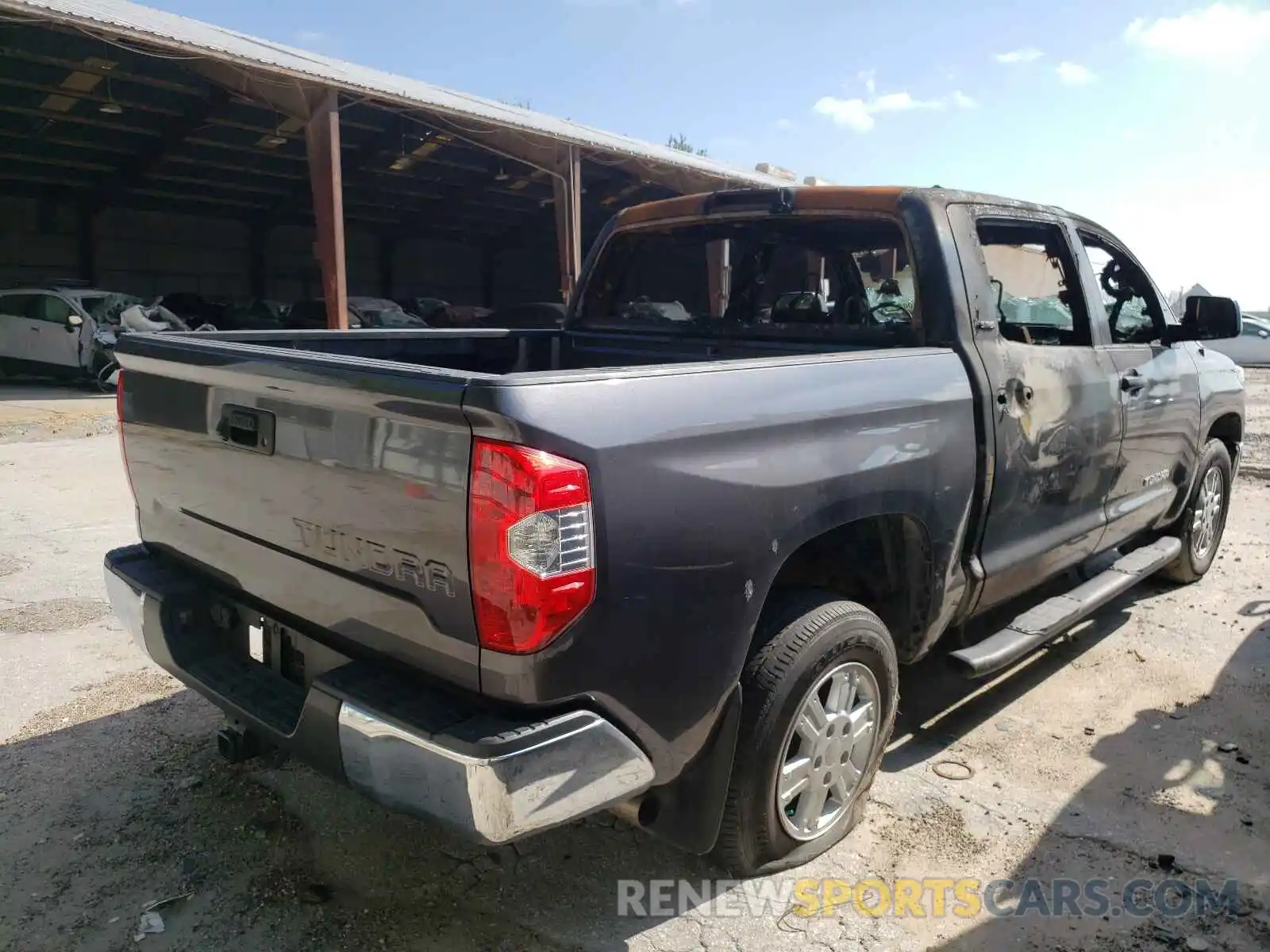 4 Photograph of a damaged car 5TFEM5F19KX137293 TOYOTA TUNDRA 2019