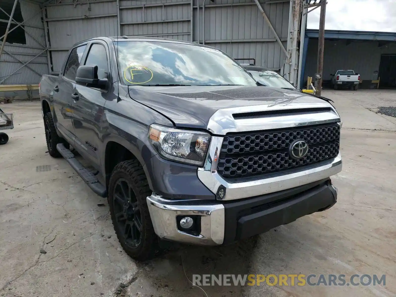 1 Фотография поврежденного автомобиля 5TFEM5F19KX142106 TOYOTA TUNDRA 2019