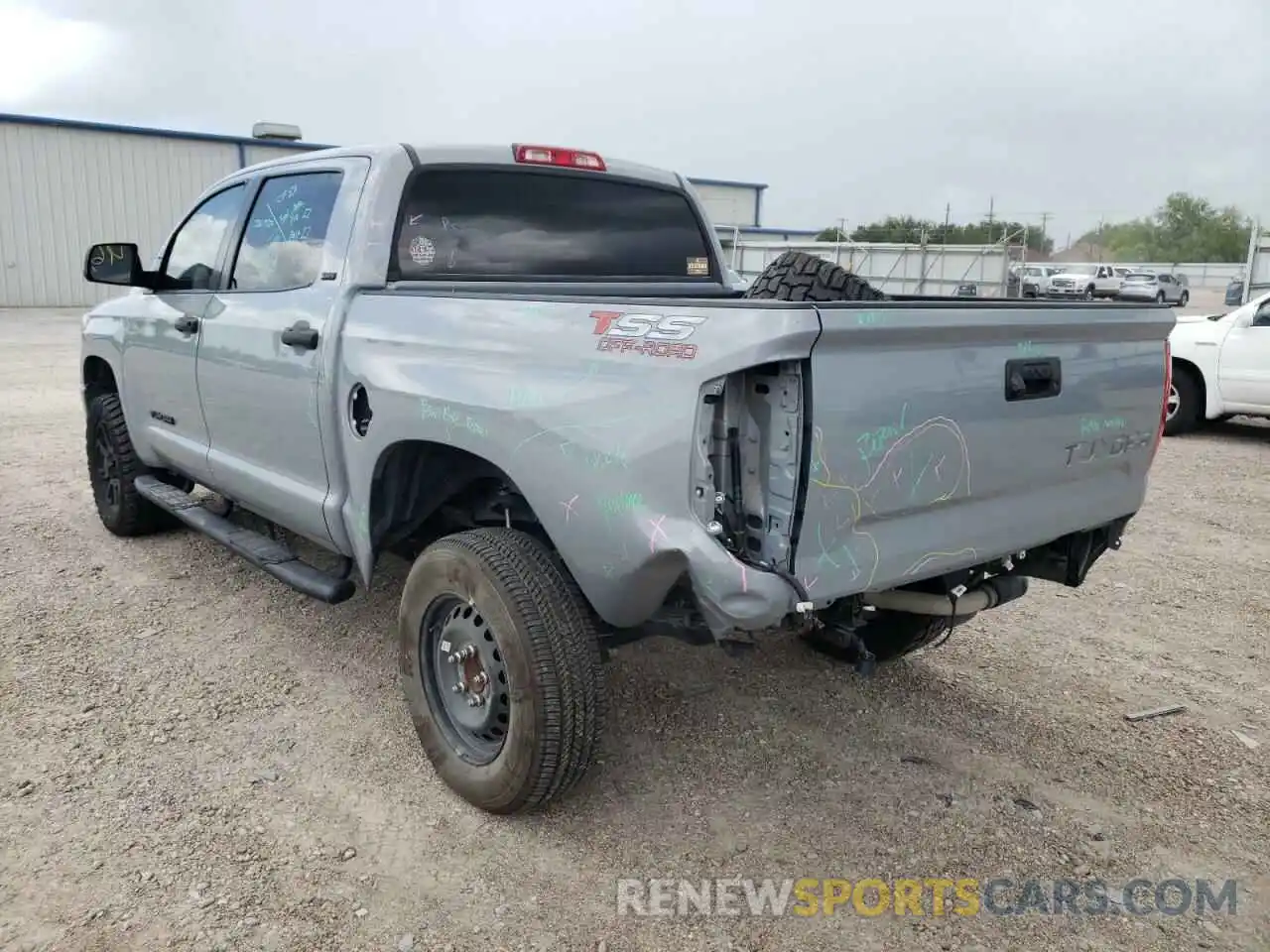 3 Photograph of a damaged car 5TFEM5F1XKX138226 TOYOTA TUNDRA 2019