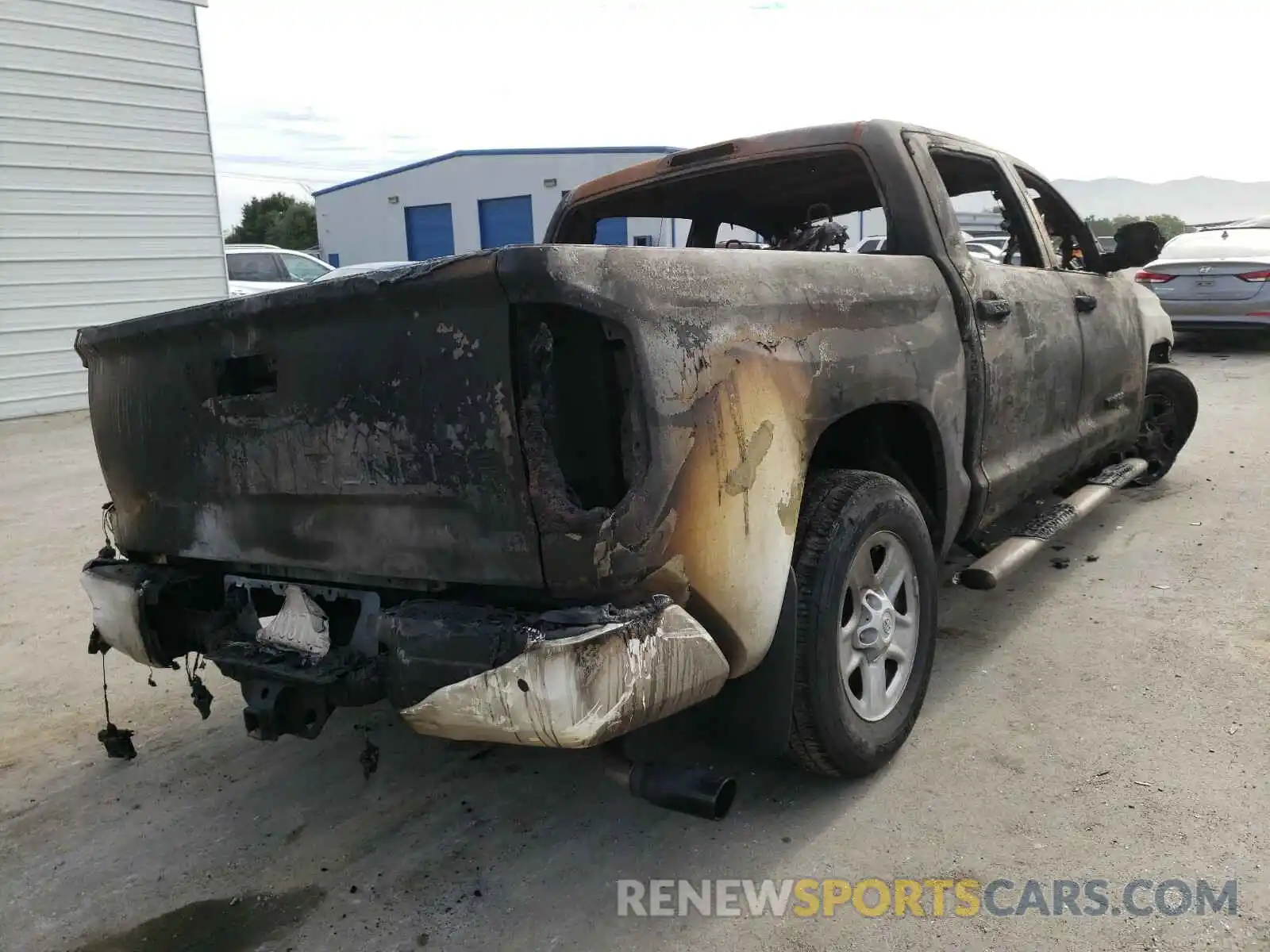 4 Photograph of a damaged car 5TFEM5F1XKX144740 TOYOTA TUNDRA 2019