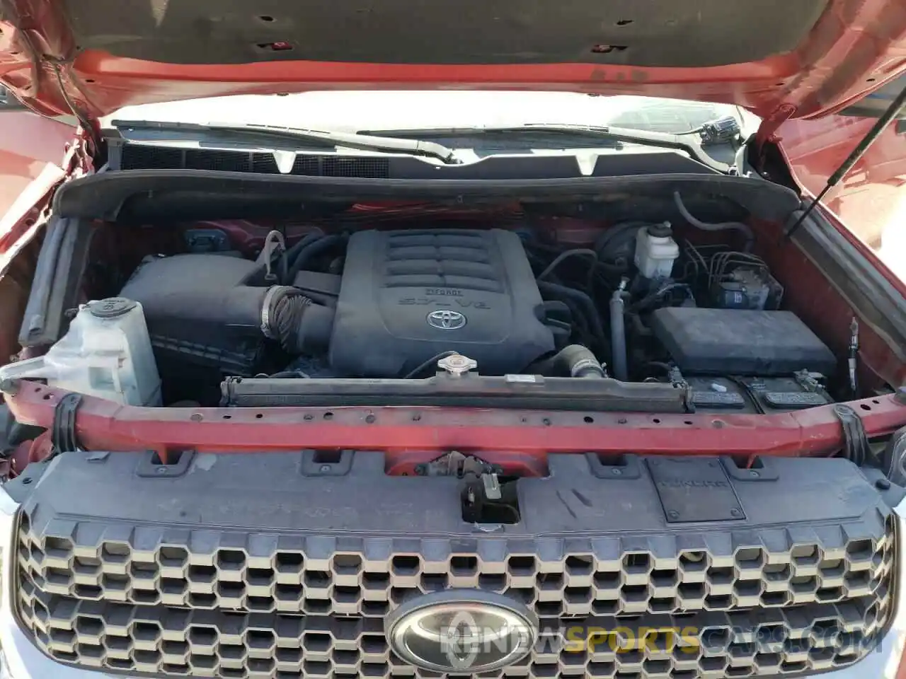 7 Photograph of a damaged car 5TFEY5F10KX246682 TOYOTA TUNDRA 2019