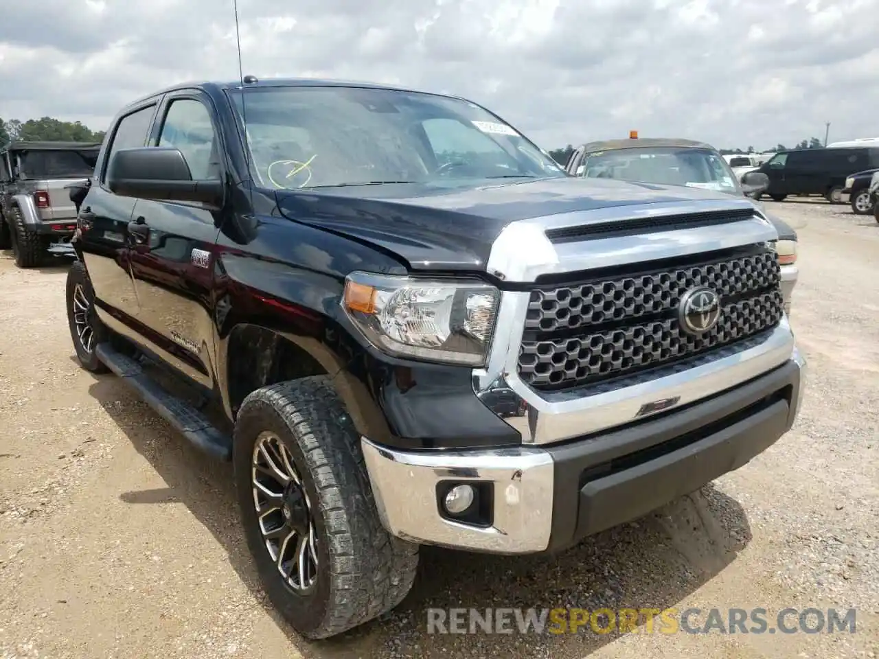 1 Photograph of a damaged car 5TFEY5F10KX250652 TOYOTA TUNDRA 2019