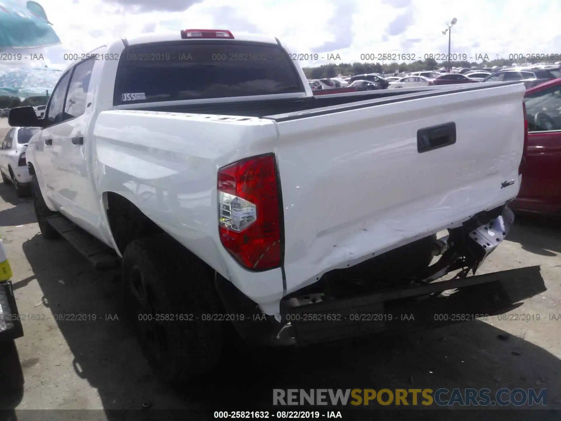 3 Photograph of a damaged car 5TFEY5F10KX253065 TOYOTA TUNDRA 2019