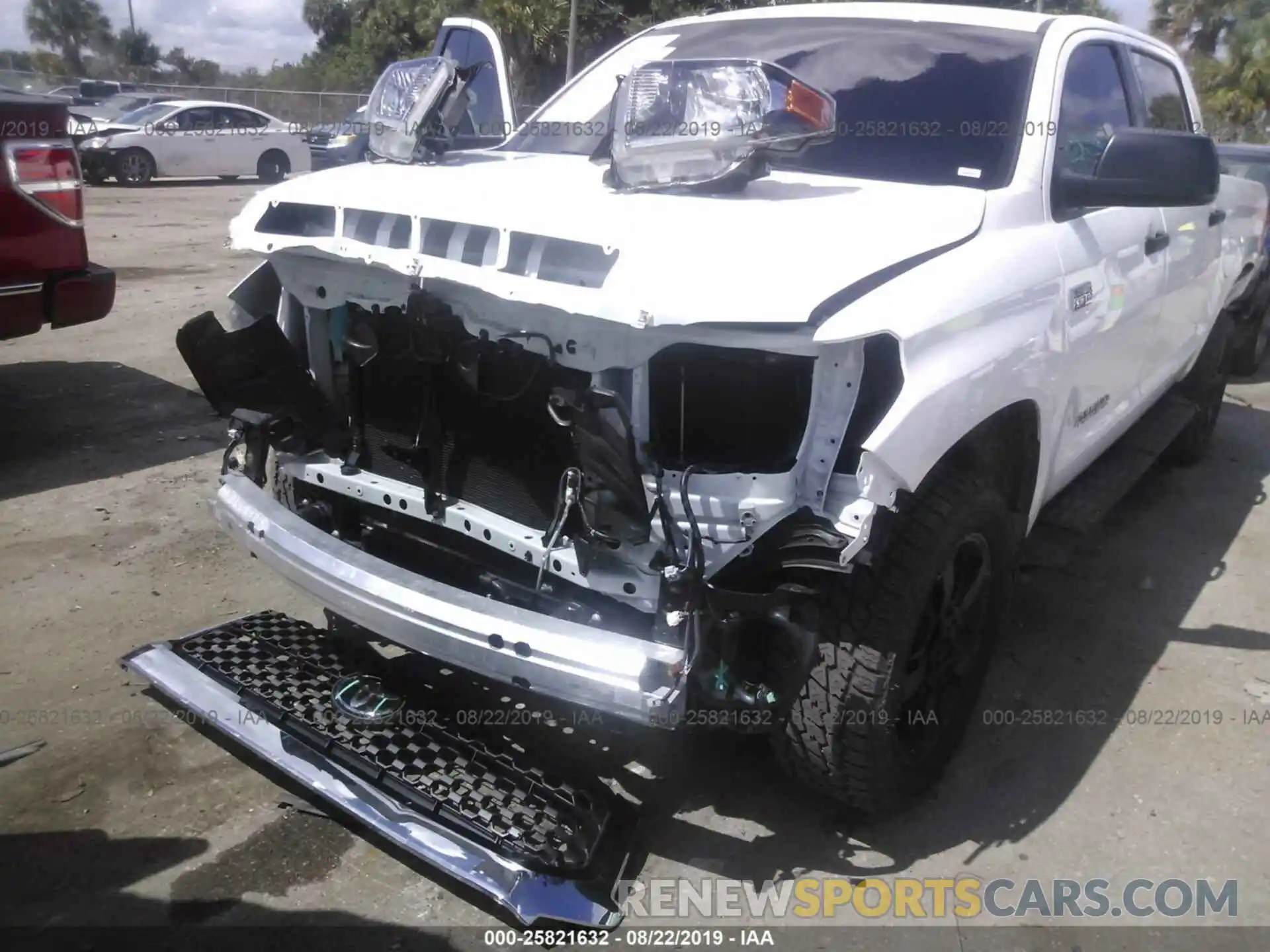 6 Photograph of a damaged car 5TFEY5F10KX253065 TOYOTA TUNDRA 2019