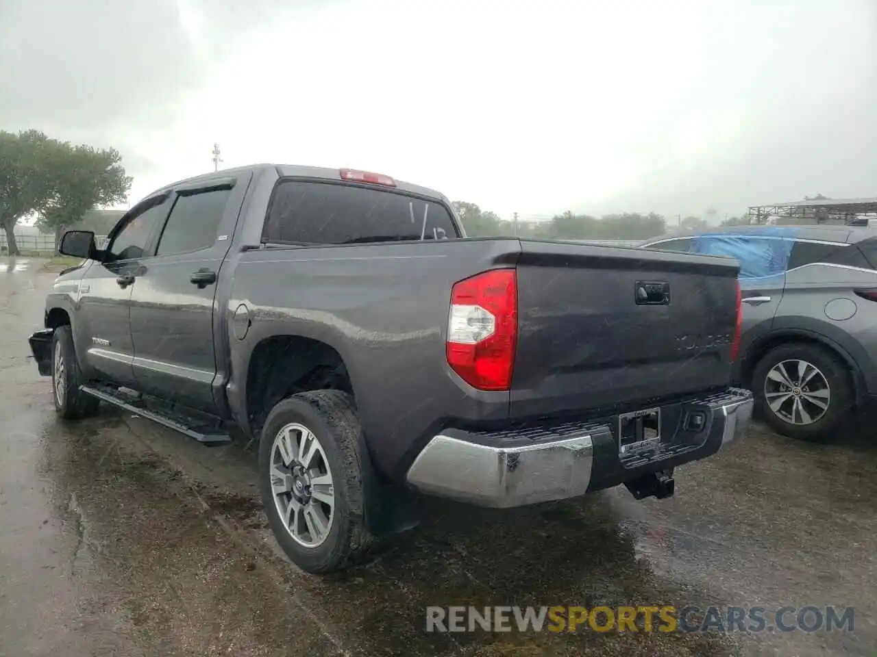 3 Photograph of a damaged car 5TFEY5F11KX253382 TOYOTA TUNDRA 2019