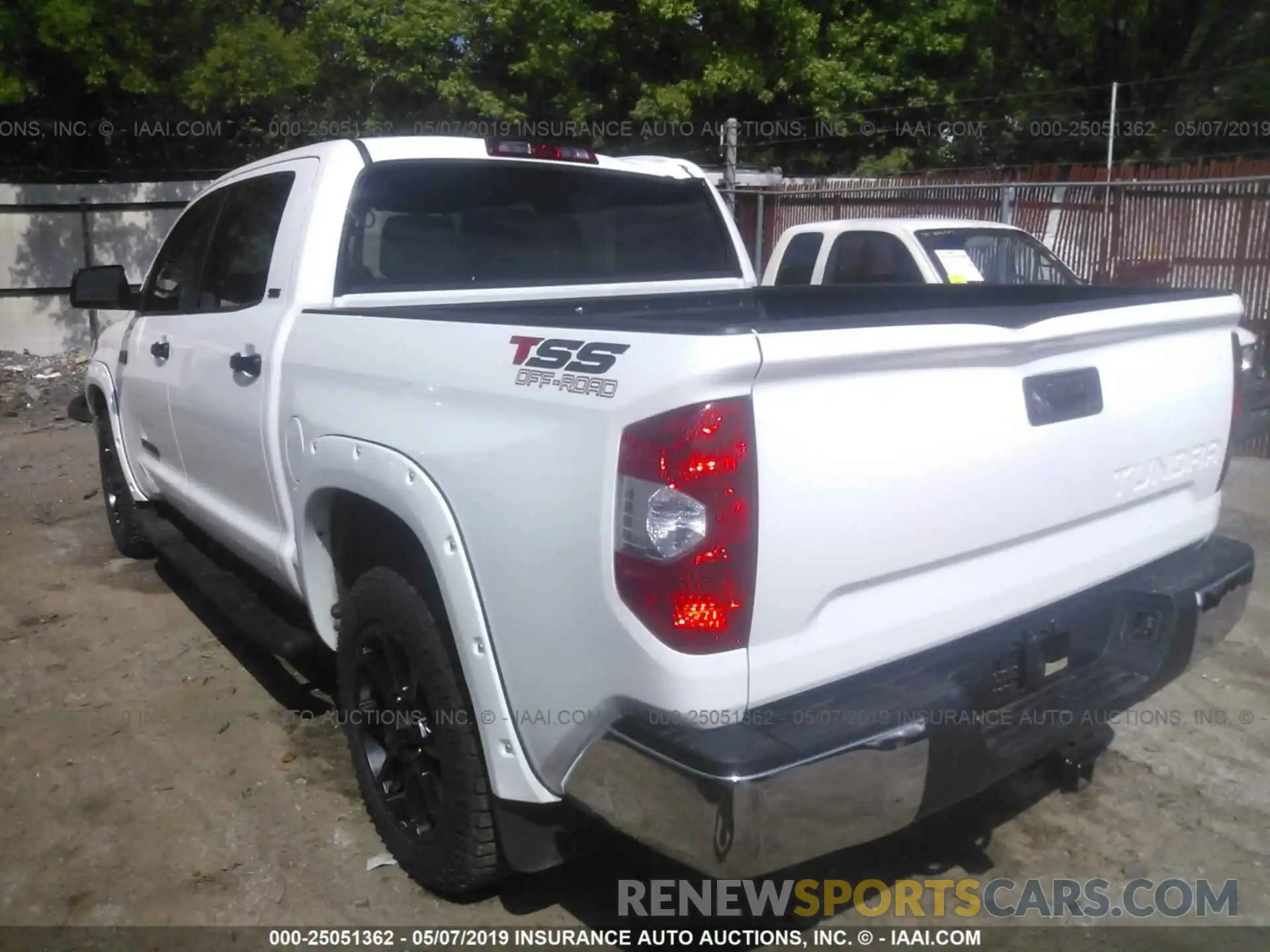 3 Photograph of a damaged car 5TFEY5F12KX245419 TOYOTA TUNDRA 2019