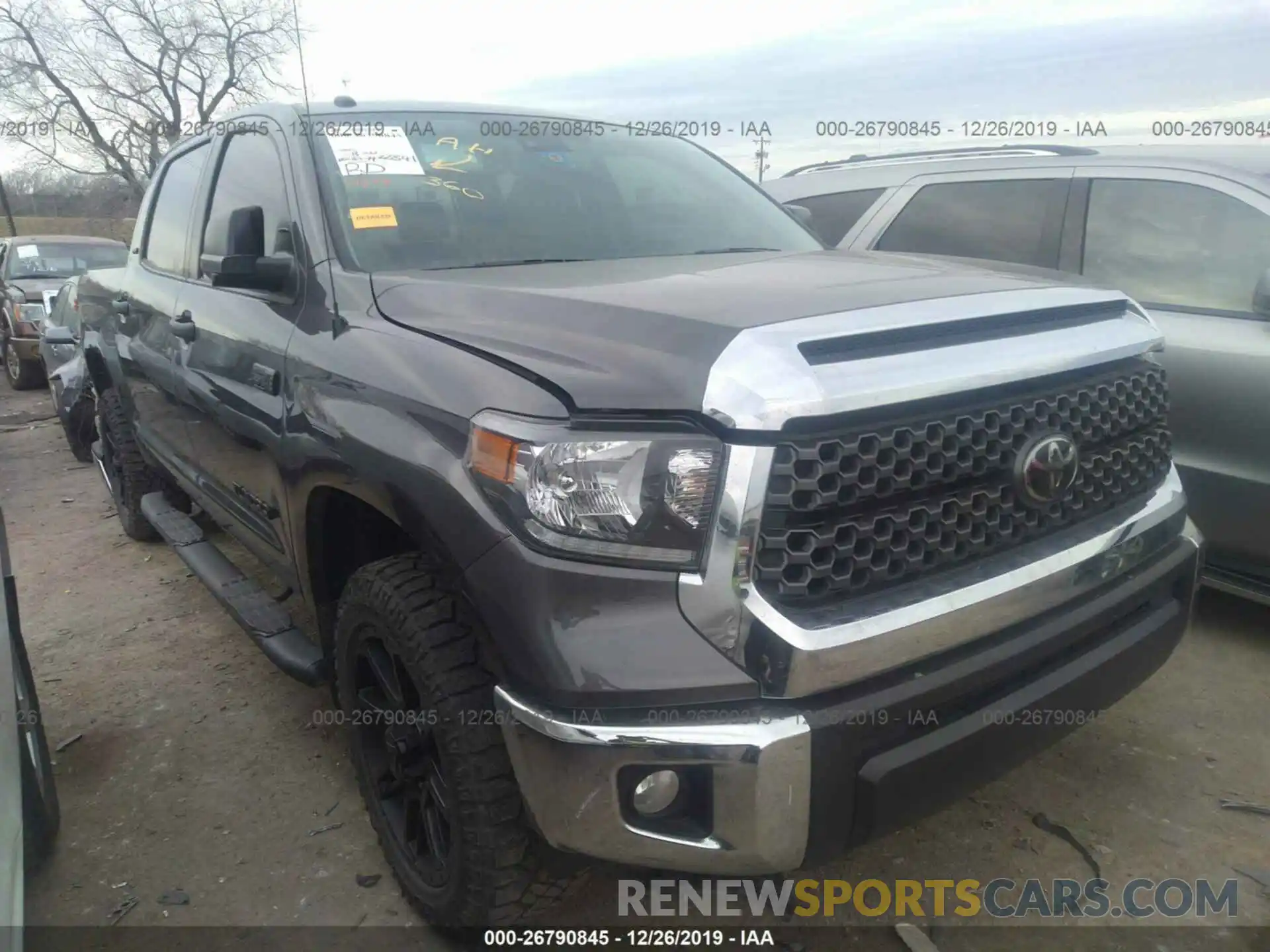 1 Фотография поврежденного автомобиля 5TFEY5F12KX247977 TOYOTA TUNDRA 2019