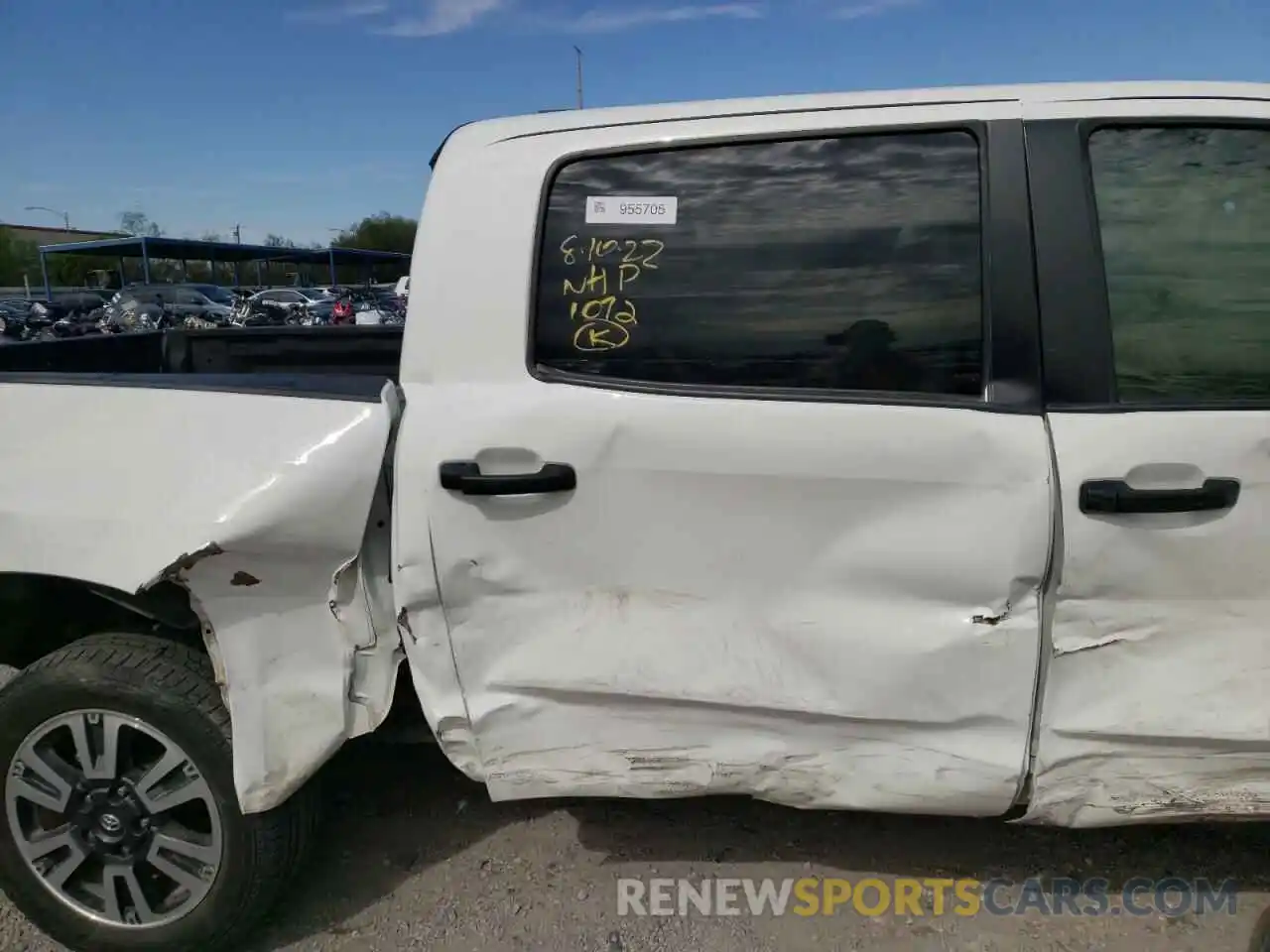 6 Photograph of a damaged car 5TFEY5F13KX244649 TOYOTA TUNDRA 2019