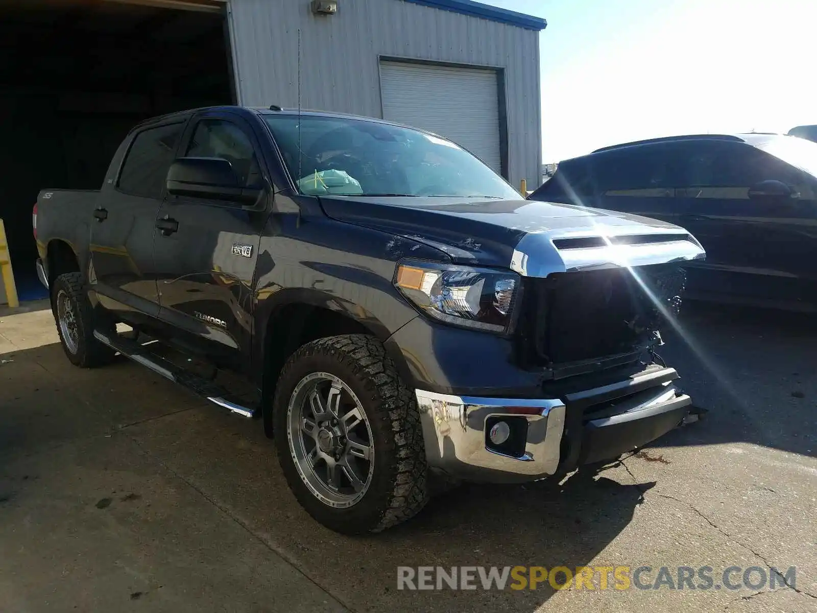 1 Photograph of a damaged car 5TFEY5F13KX251892 TOYOTA TUNDRA 2019