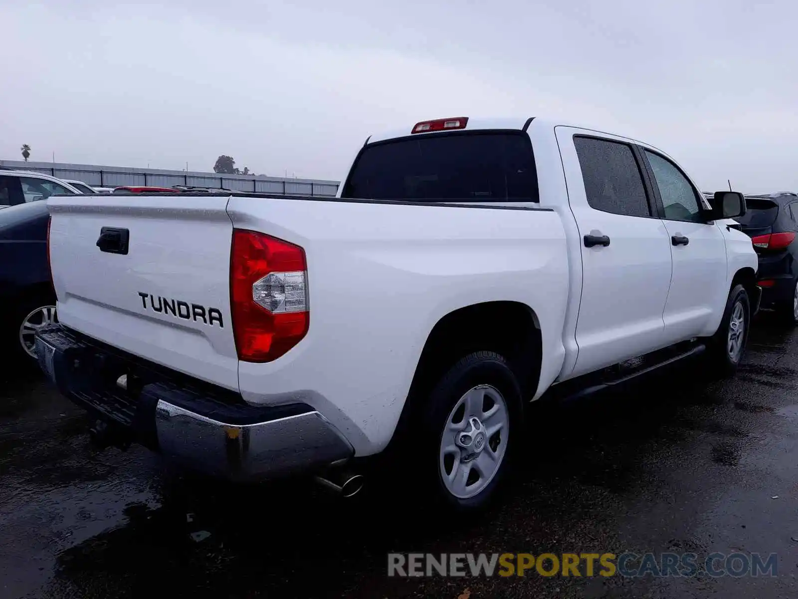 4 Photograph of a damaged car 5TFEY5F14KX250282 TOYOTA TUNDRA 2019