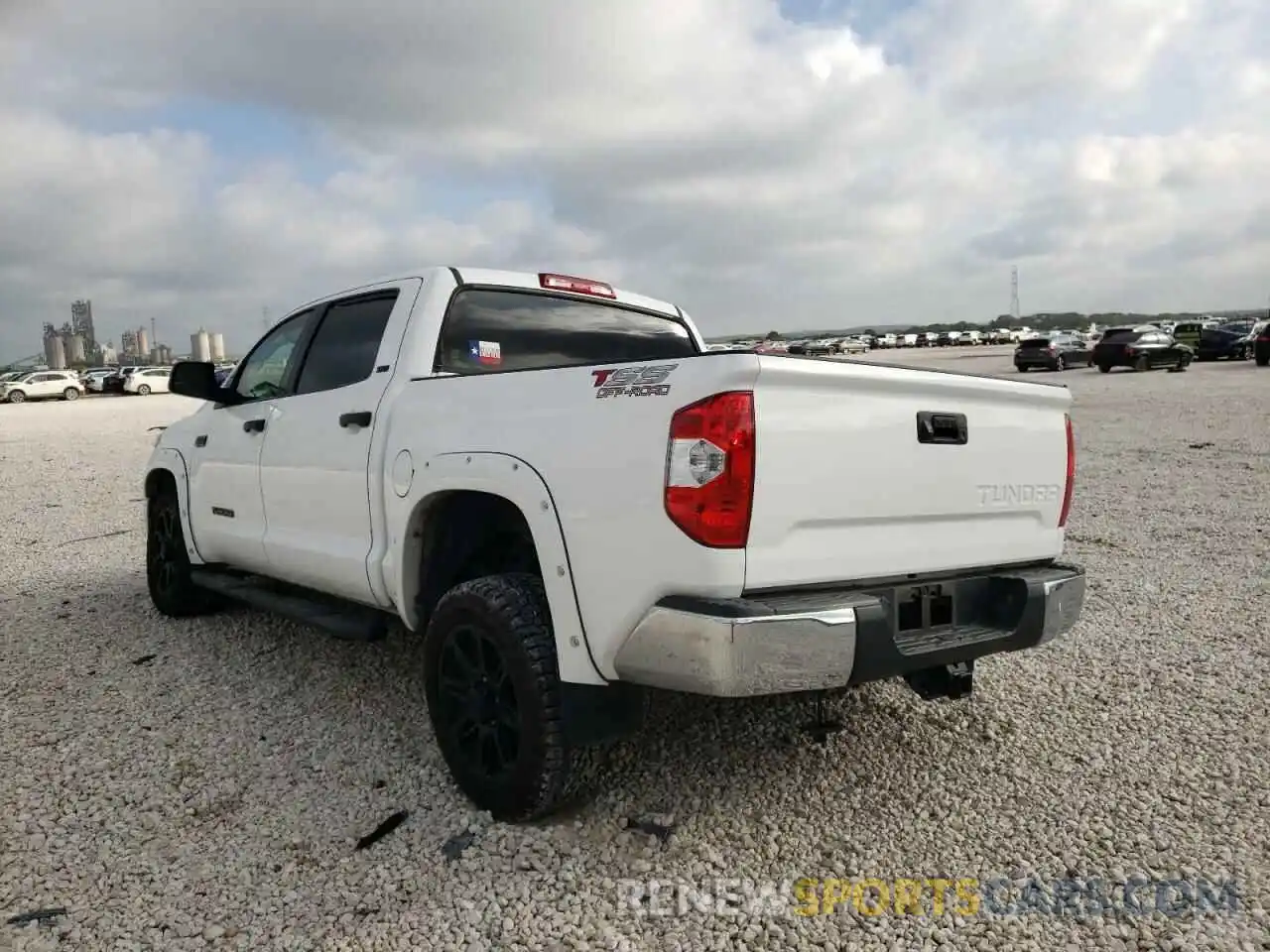 3 Photograph of a damaged car 5TFEY5F15KX245768 TOYOTA TUNDRA 2019