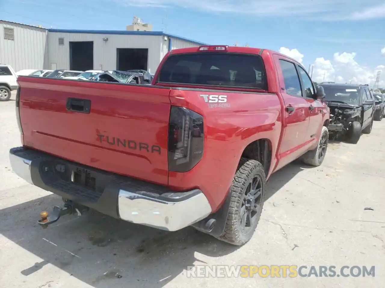 4 Photograph of a damaged car 5TFEY5F16KX246878 TOYOTA TUNDRA 2019