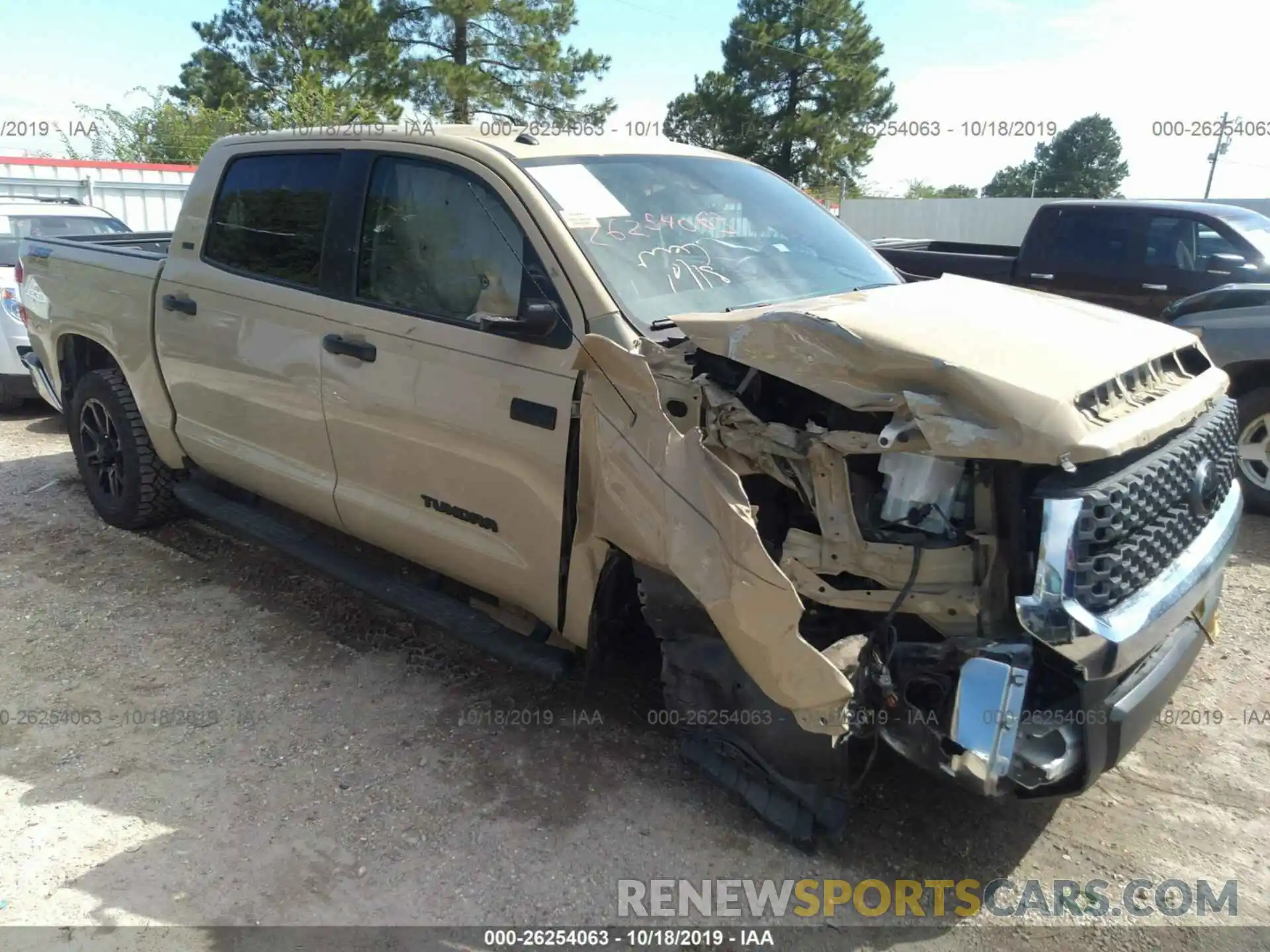 1 Photograph of a damaged car 5TFEY5F17KX245366 TOYOTA TUNDRA 2019