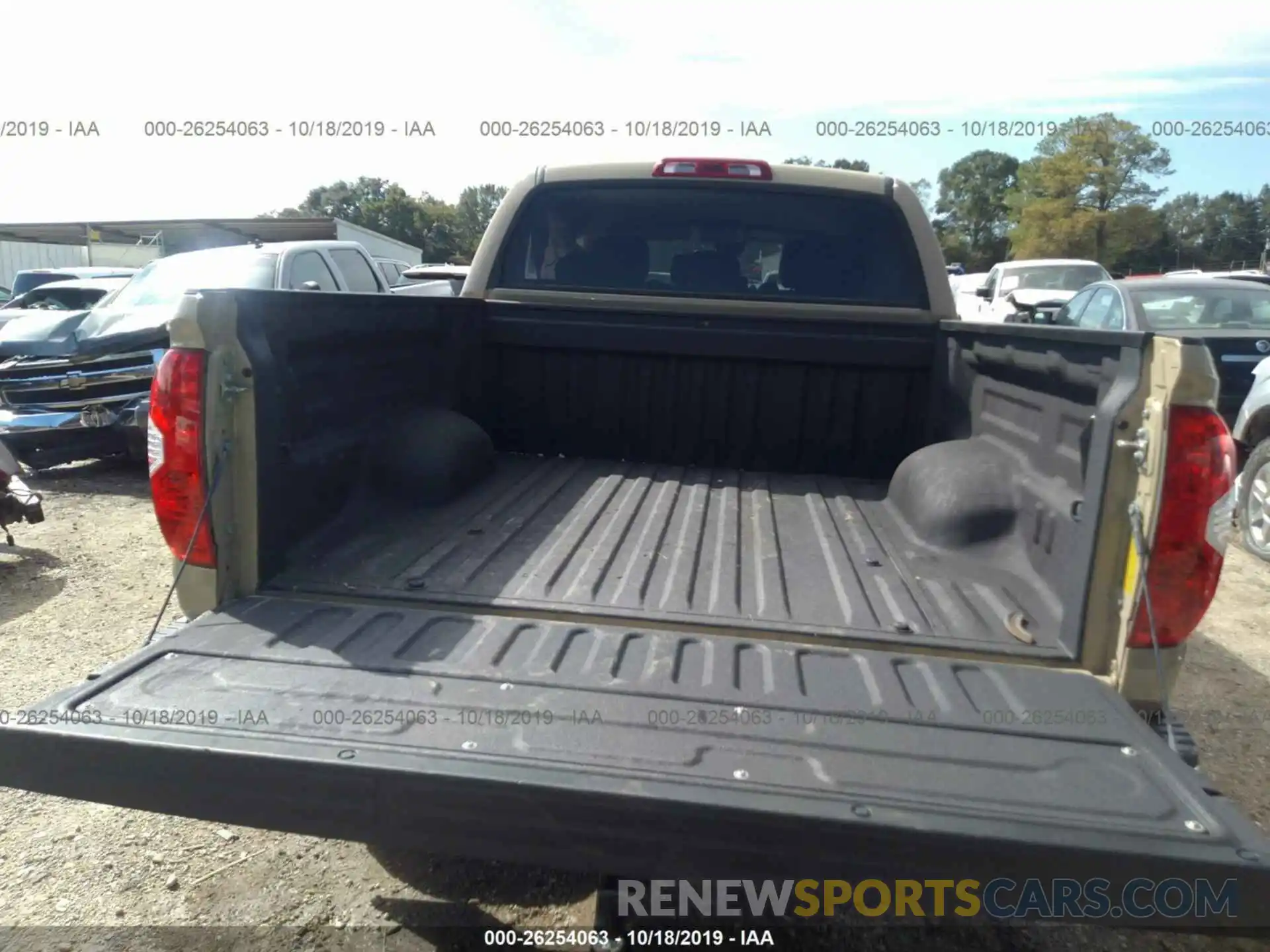 8 Photograph of a damaged car 5TFEY5F17KX245366 TOYOTA TUNDRA 2019