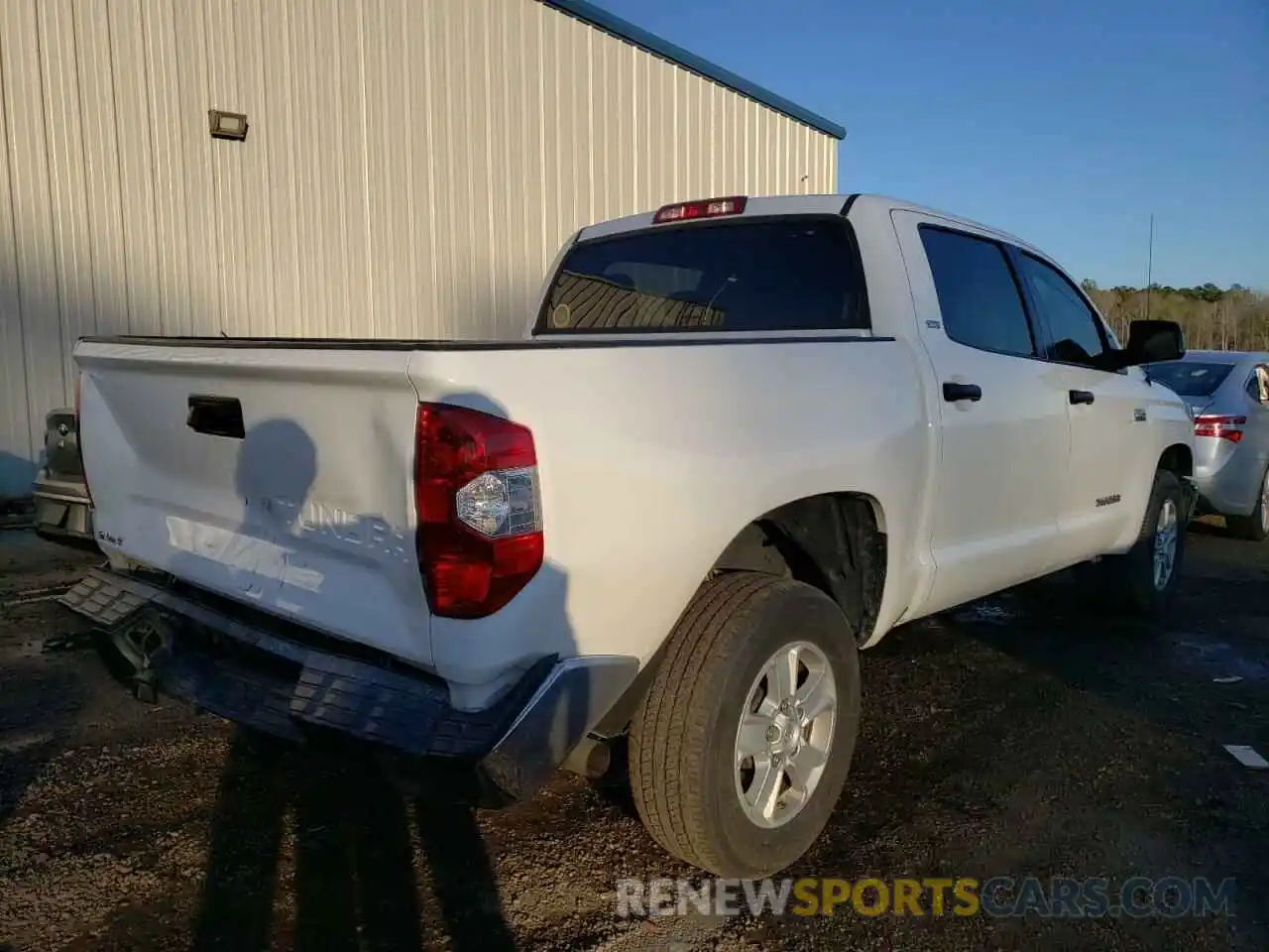 4 Photograph of a damaged car 5TFEY5F18KX248261 TOYOTA TUNDRA 2019