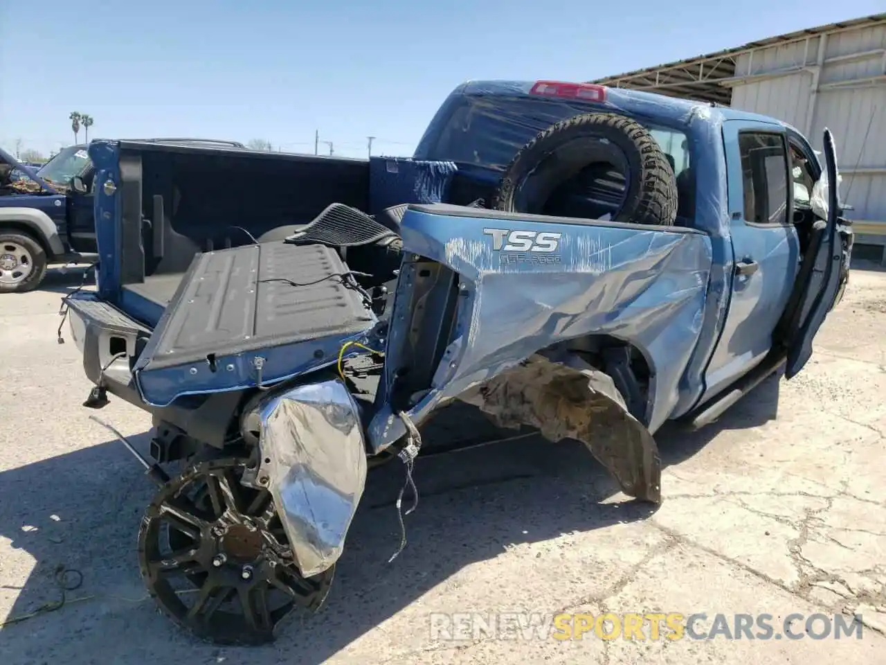 4 Photograph of a damaged car 5TFEY5F18KX251497 TOYOTA TUNDRA 2019