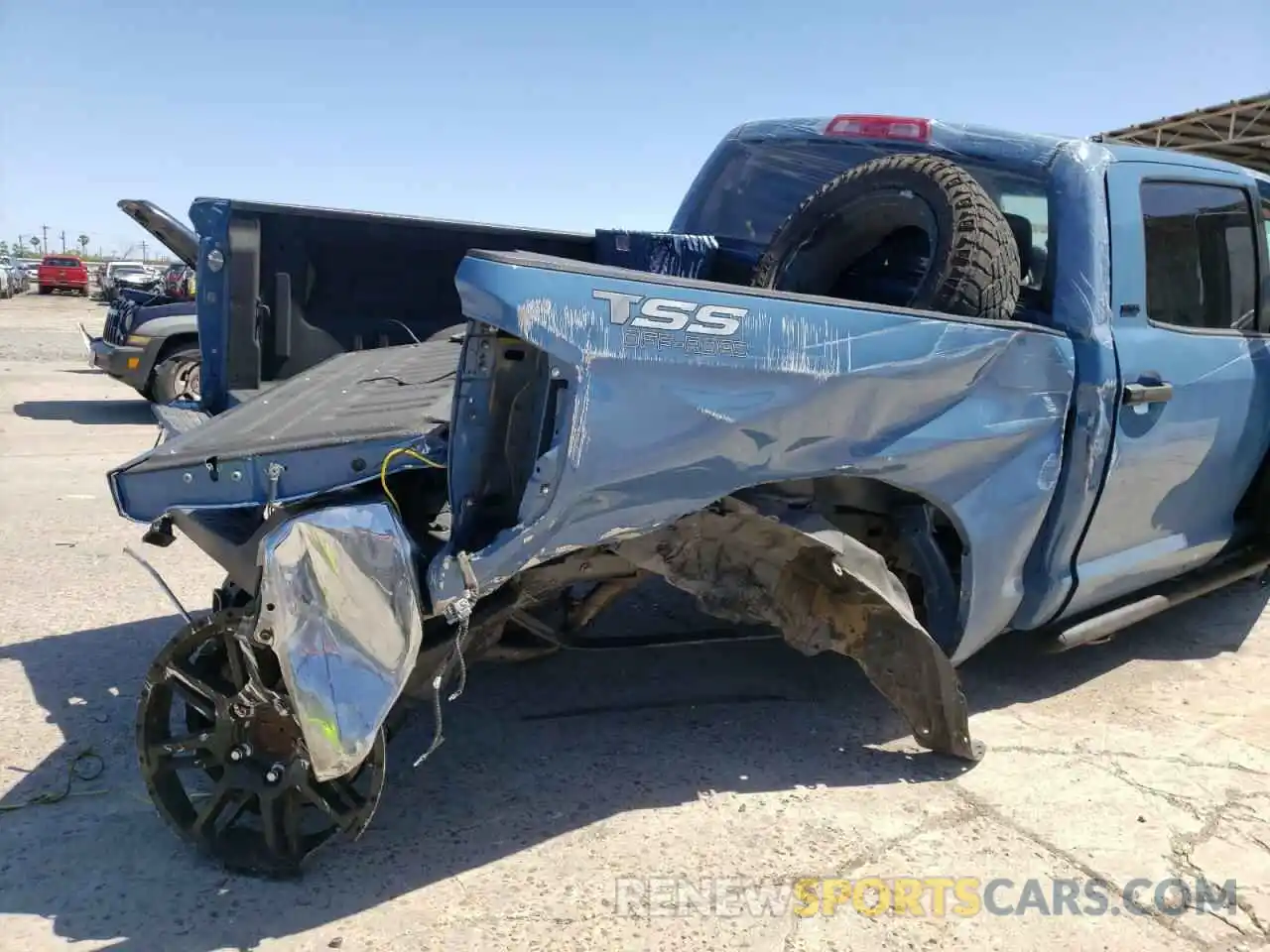 9 Photograph of a damaged car 5TFEY5F18KX251497 TOYOTA TUNDRA 2019