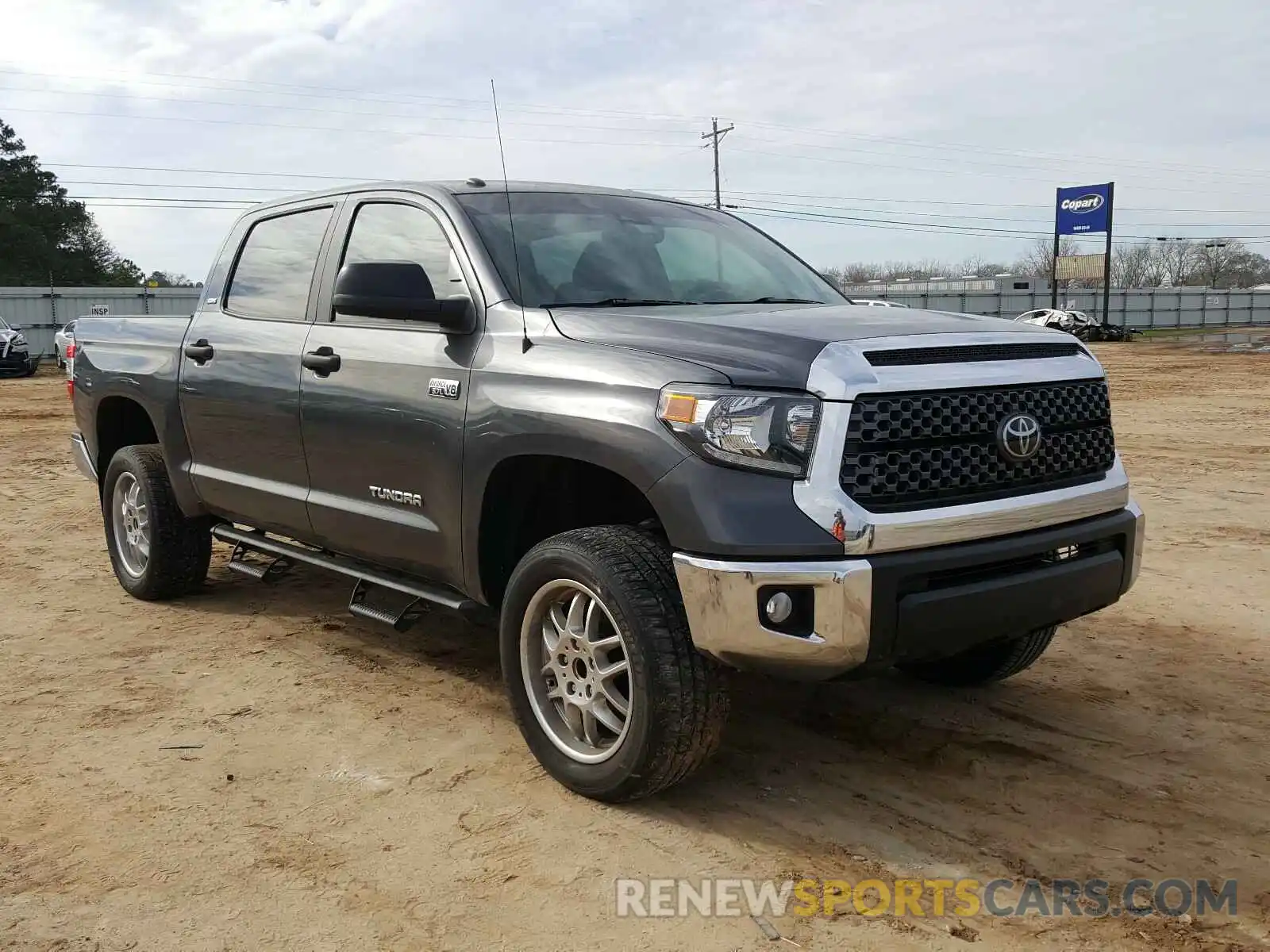 1 Photograph of a damaged car 5TFEY5F19KX252707 TOYOTA TUNDRA 2019