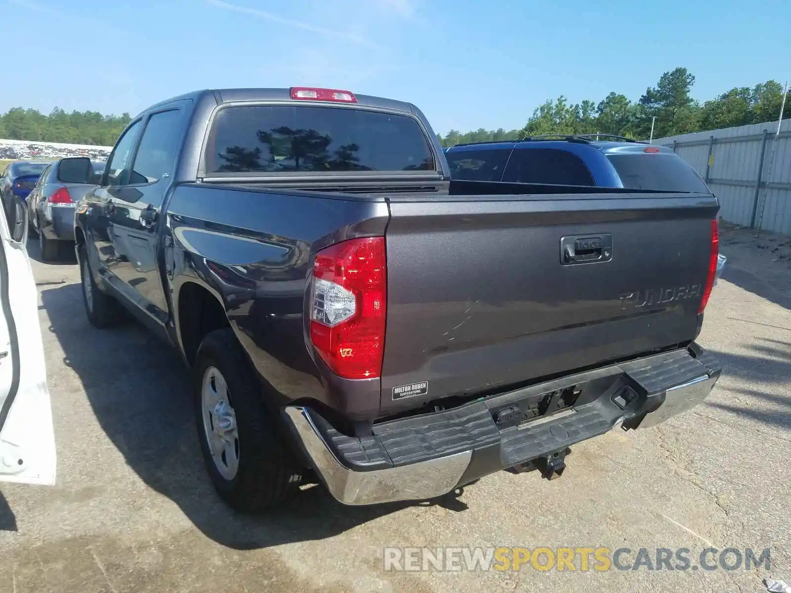 3 Photograph of a damaged car 5TFEY5F19KX253923 TOYOTA TUNDRA 2019