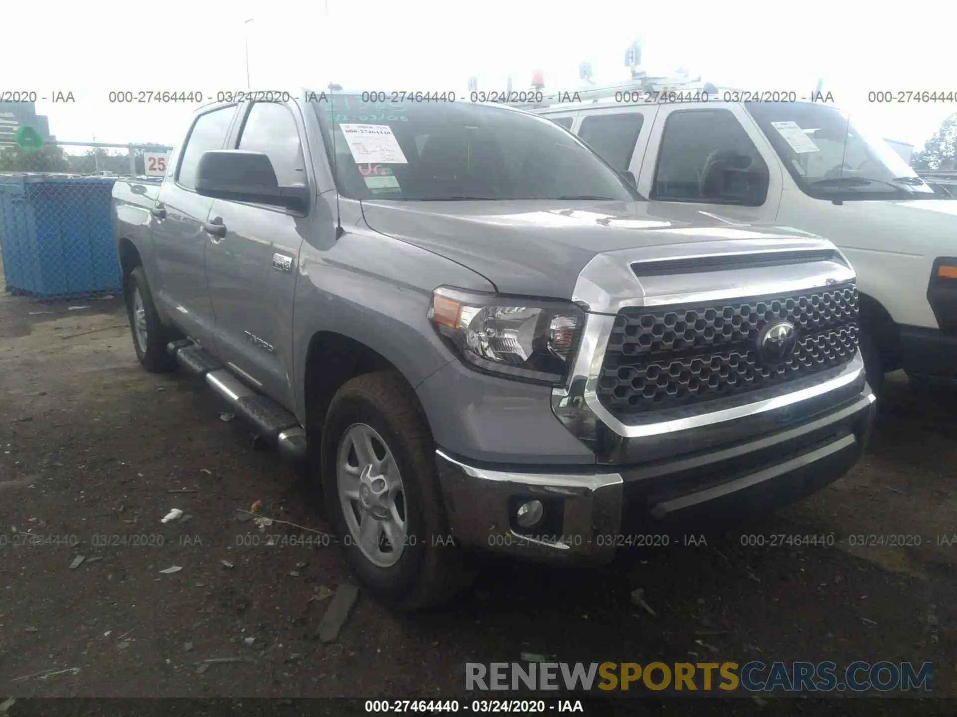 1 Photograph of a damaged car 5TFEY5F1XKX245197 TOYOTA TUNDRA 2019