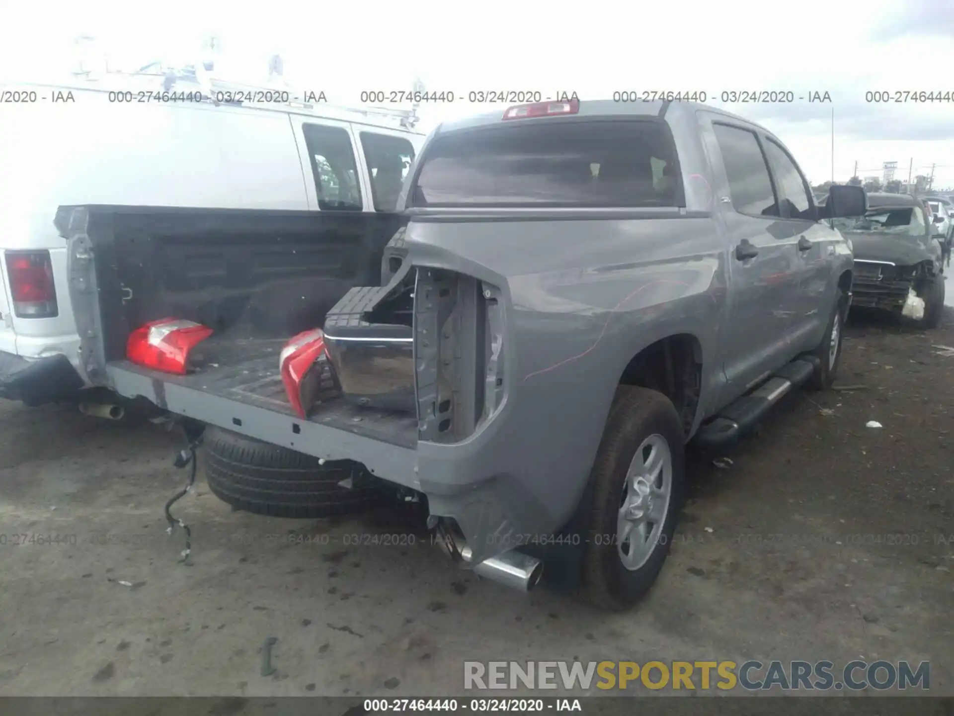 4 Фотография поврежденного автомобиля 5TFEY5F1XKX245197 TOYOTA TUNDRA 2019