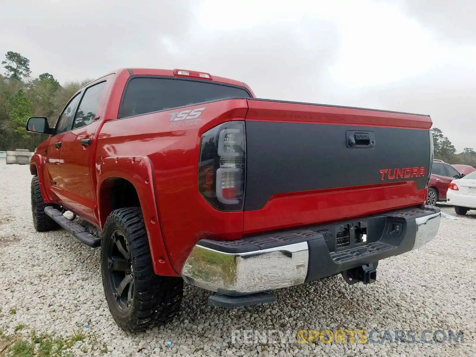 3 Photograph of a damaged car 5TFEY5F1XKX246494 TOYOTA TUNDRA 2019