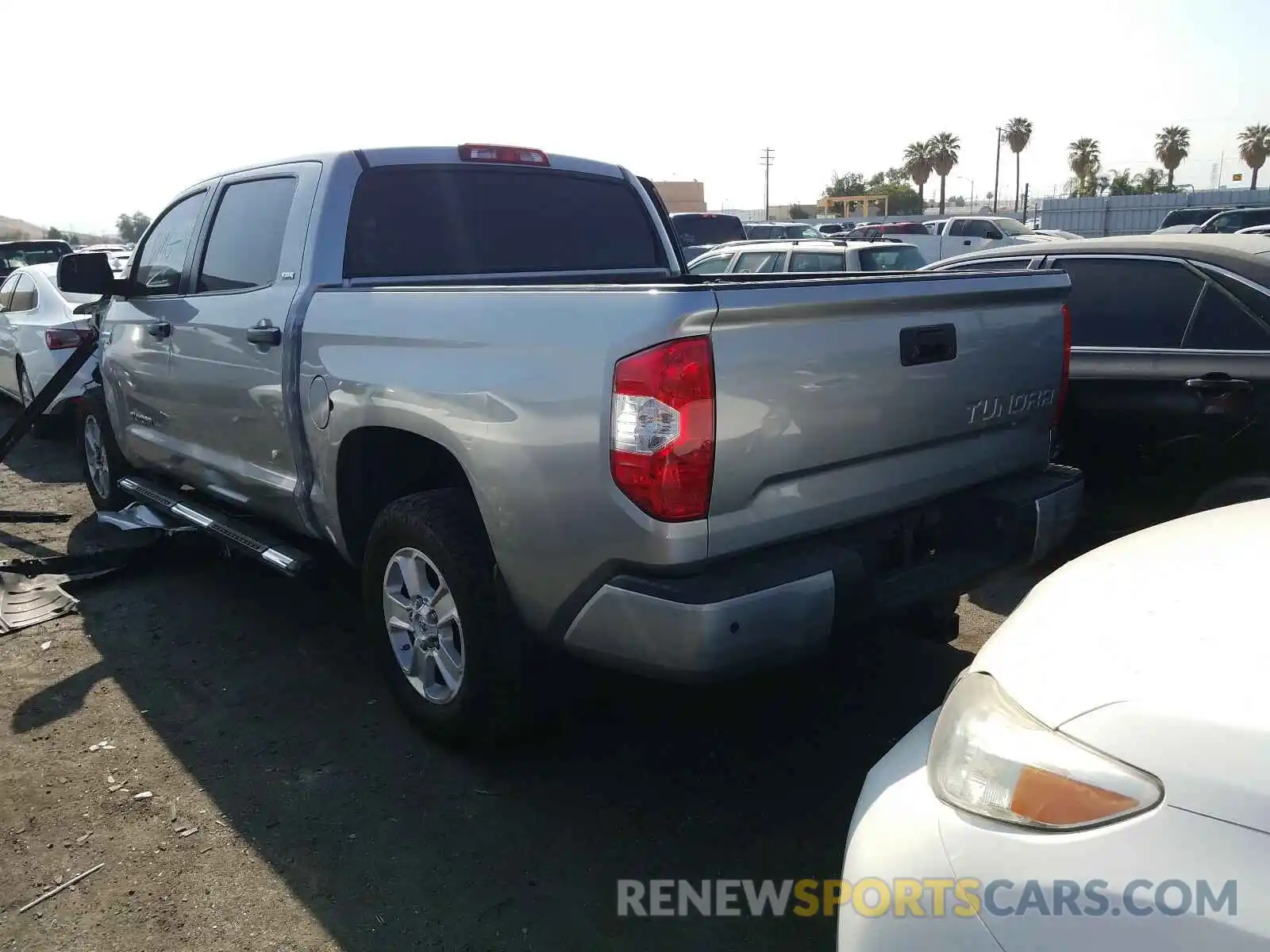 3 Photograph of a damaged car 5TFEY5F1XKX248472 TOYOTA TUNDRA 2019