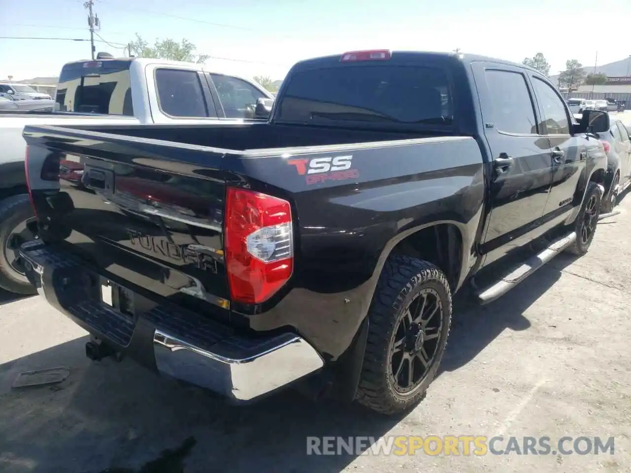 4 Photograph of a damaged car 5TFEY5F1XKX255762 TOYOTA TUNDRA 2019