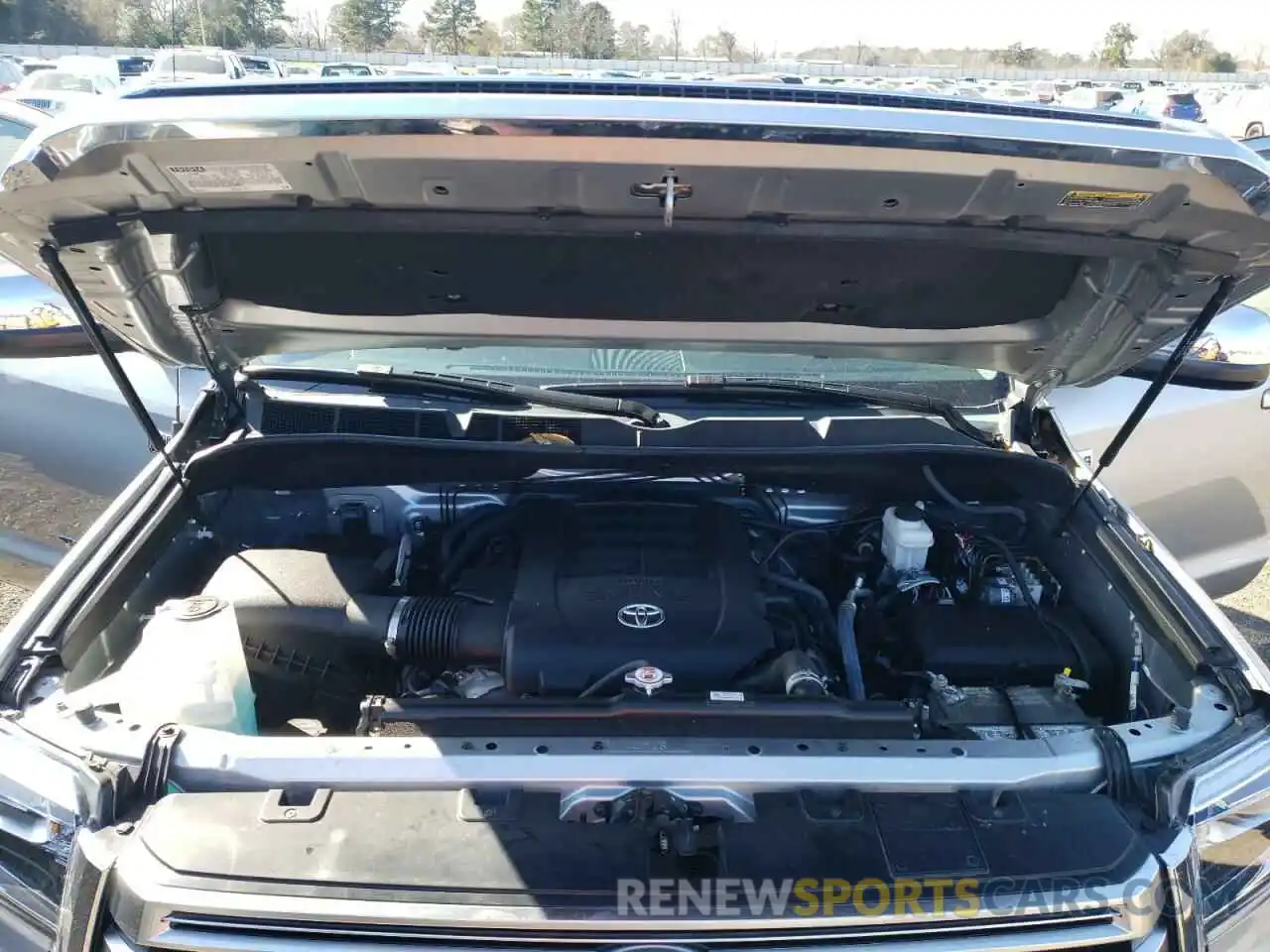 7 Photograph of a damaged car 5TFFY5F13KX244882 TOYOTA TUNDRA 2019